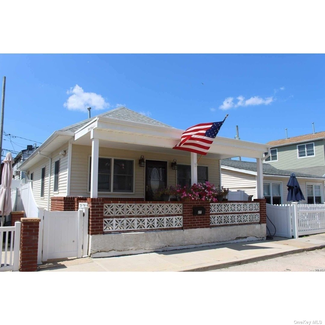 #1 photo, 27 Vermont Street, 长岛 长滩 Long Beach , NY 11561