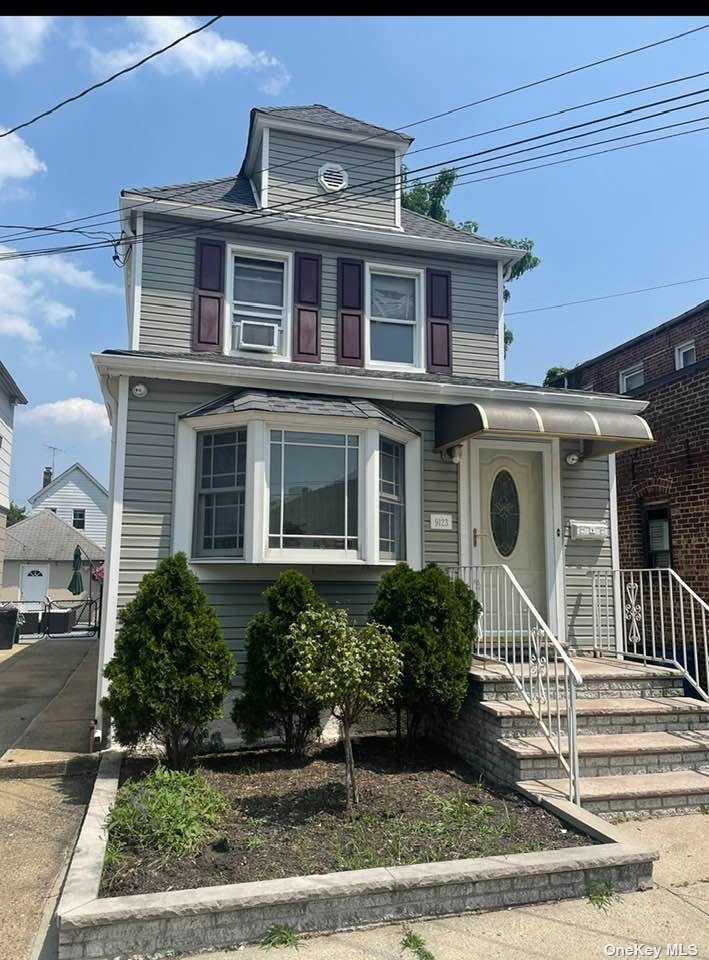 #1 photo, 91-23 246th Street, クイーンズ区 Bellerose , NY 11426