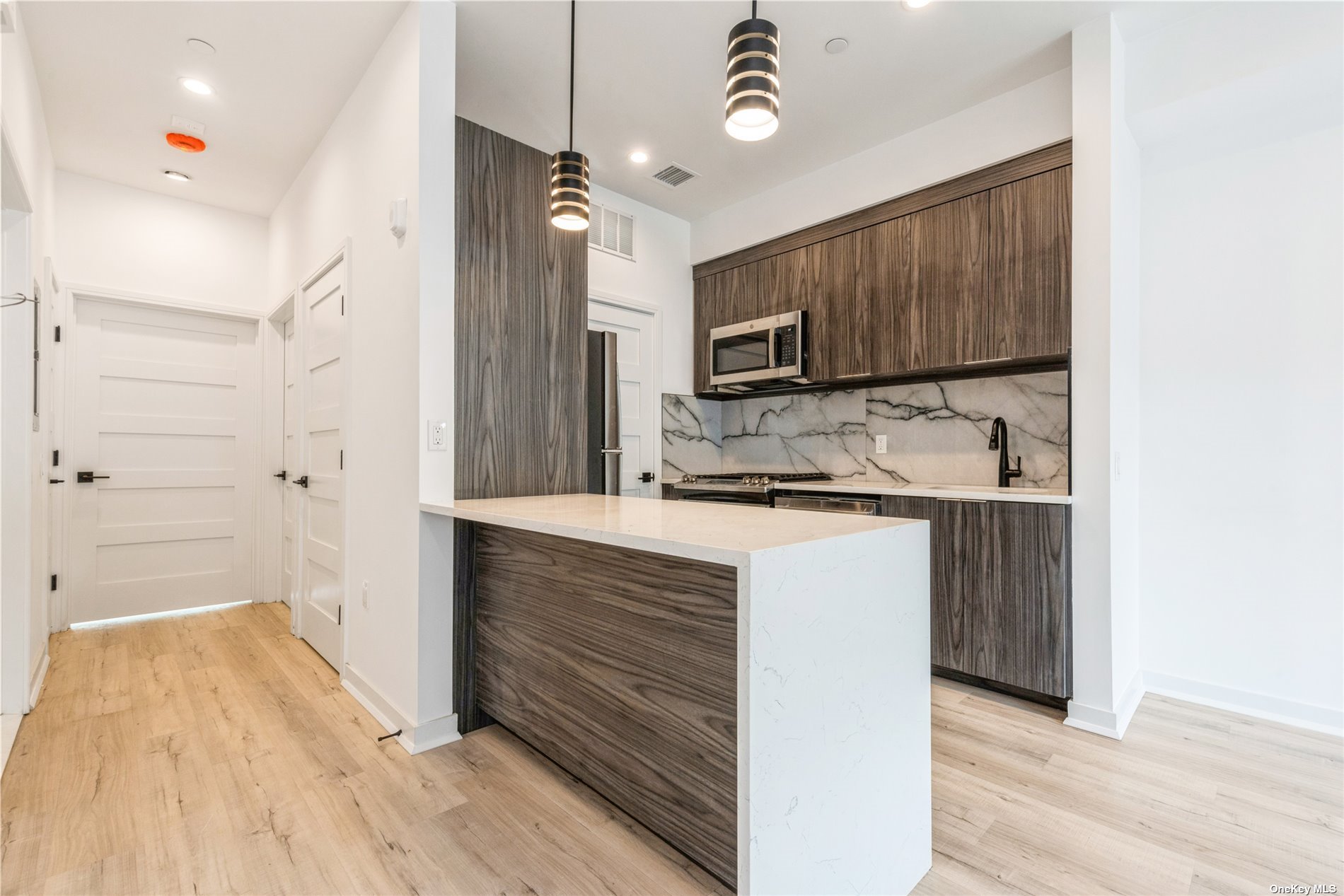 #1 photo, 418 Atlantic, 长岛 Oceanside , NY 11572