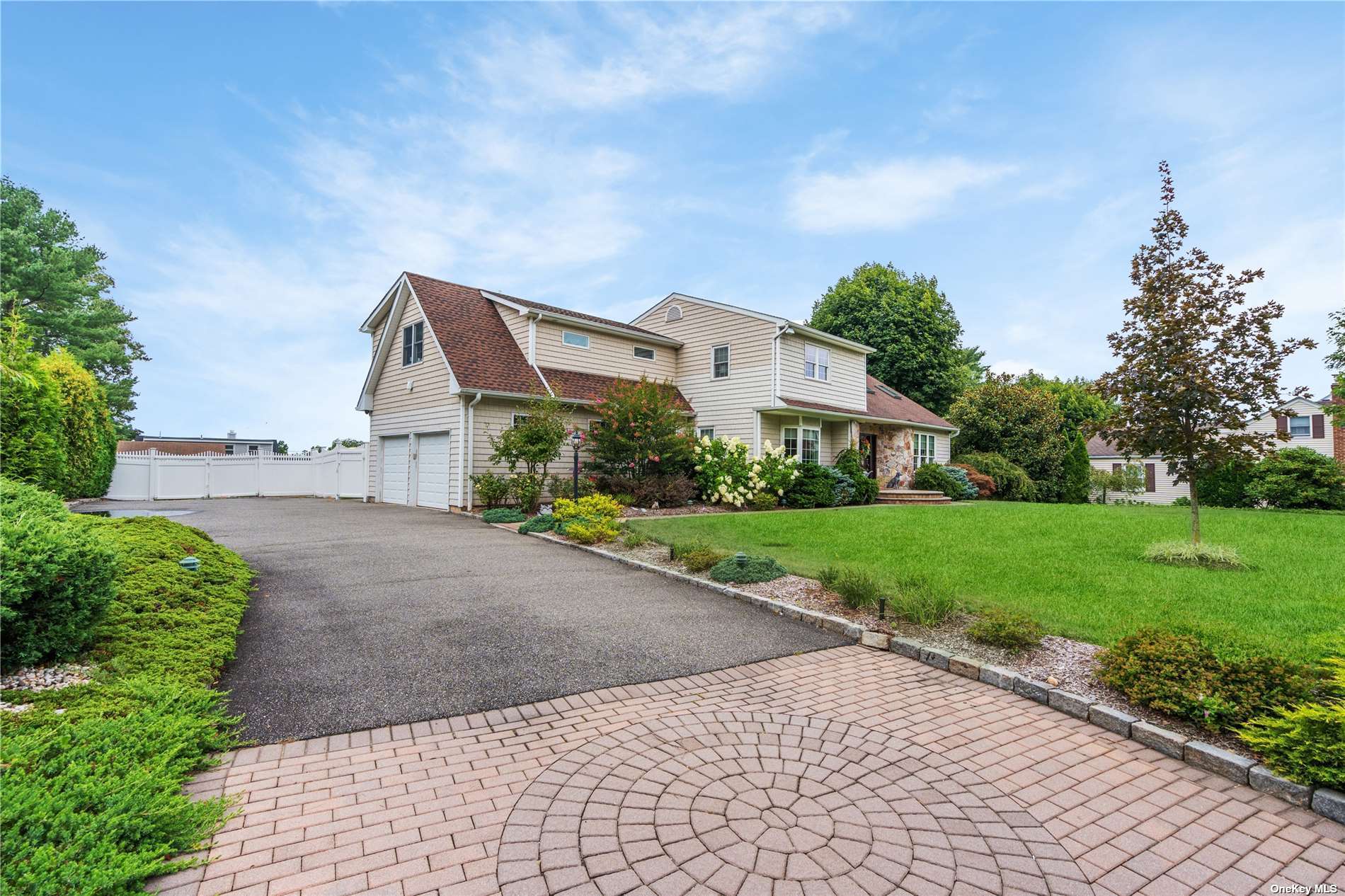 #1 photo, 26 Dickerson Avenue, 長島 Bayville , NY 11709