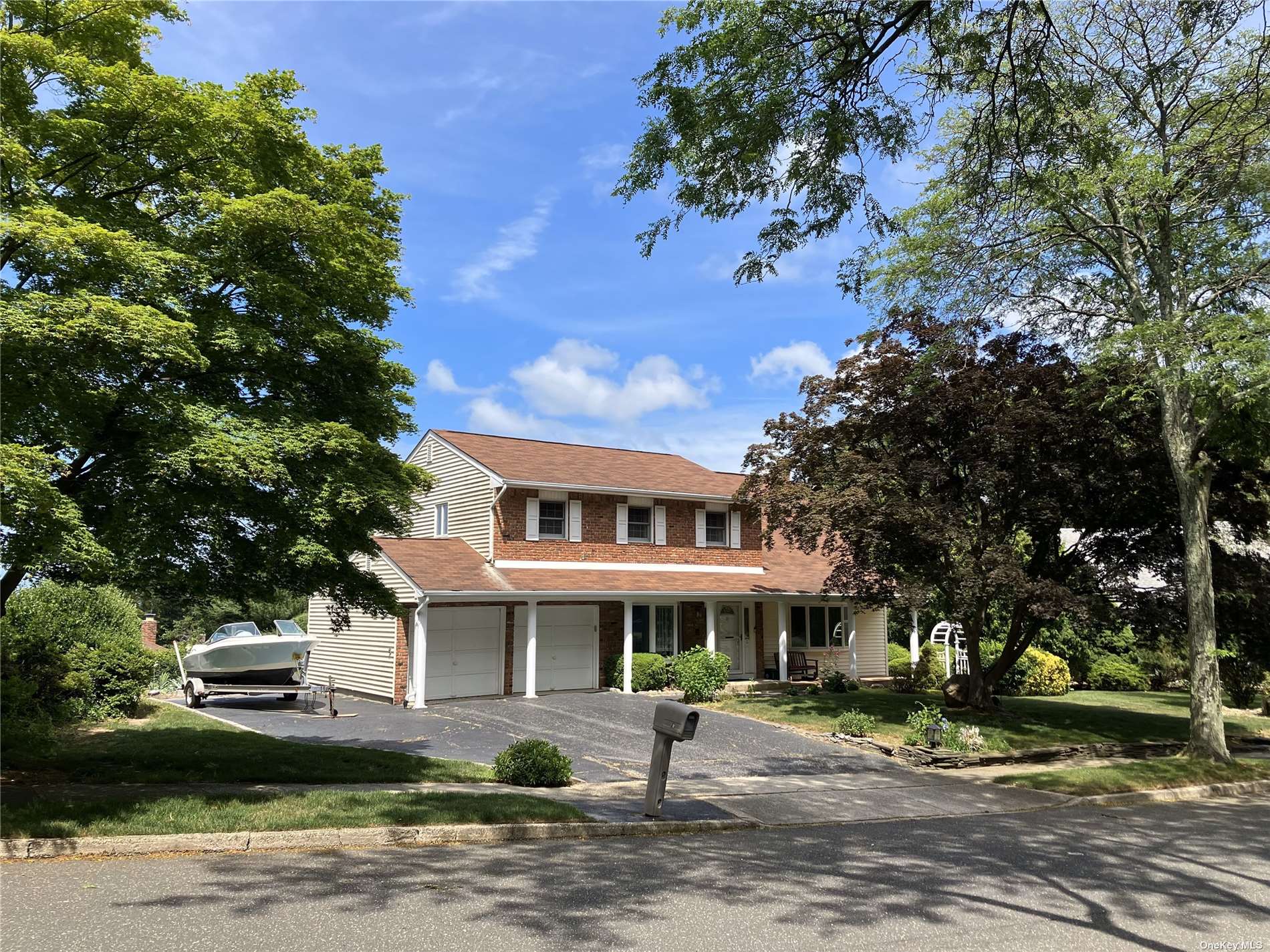 #1 photo, 76 Hilden Street, 东长岛 Kings Park , NY 11754