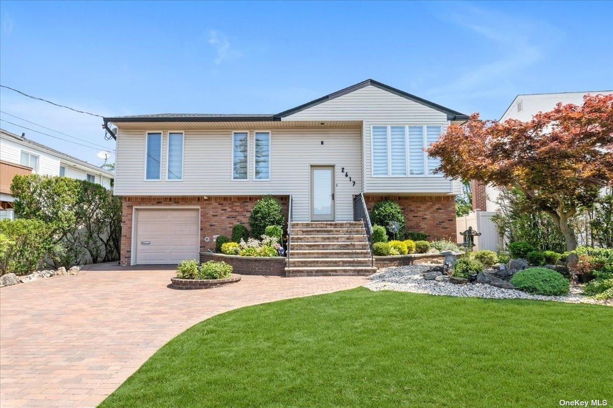 #1 photo, 2617 Henry Street, Merrick , NY 11566