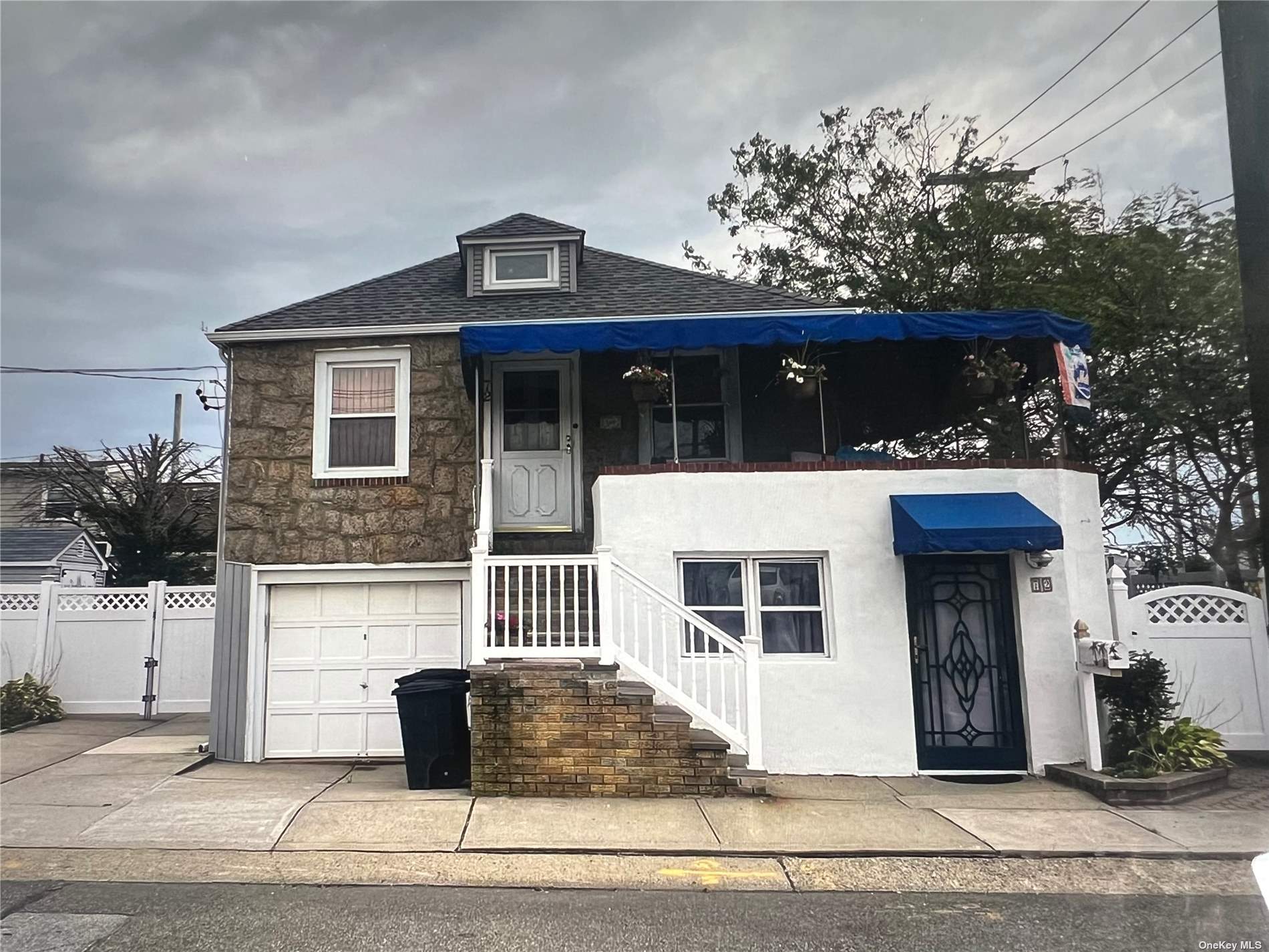 #1 photo, 72 Clayton Avenue, 长岛 长滩 Long Beach , NY 11561