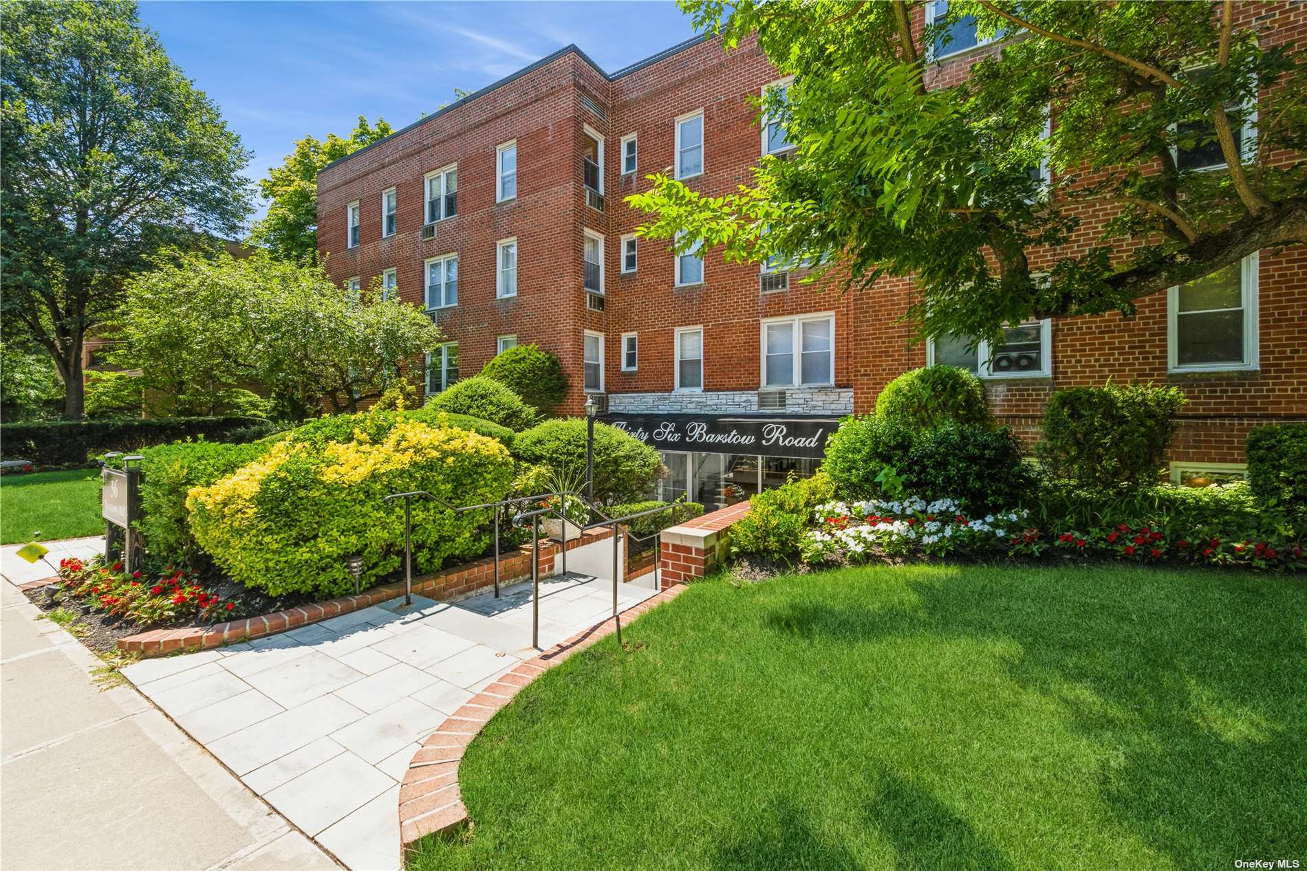 #1 photo, 36 Barstow Road, ナッソー郡 Great Neck Plaza , NY 11021