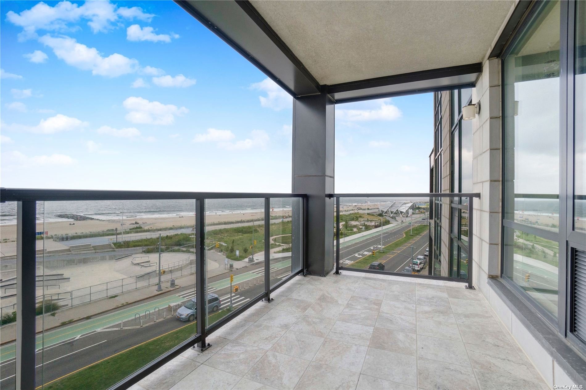 #1 photo, 91-16 Shore Front Parkway, 皇后区 Rockaway Beach , NY 11693