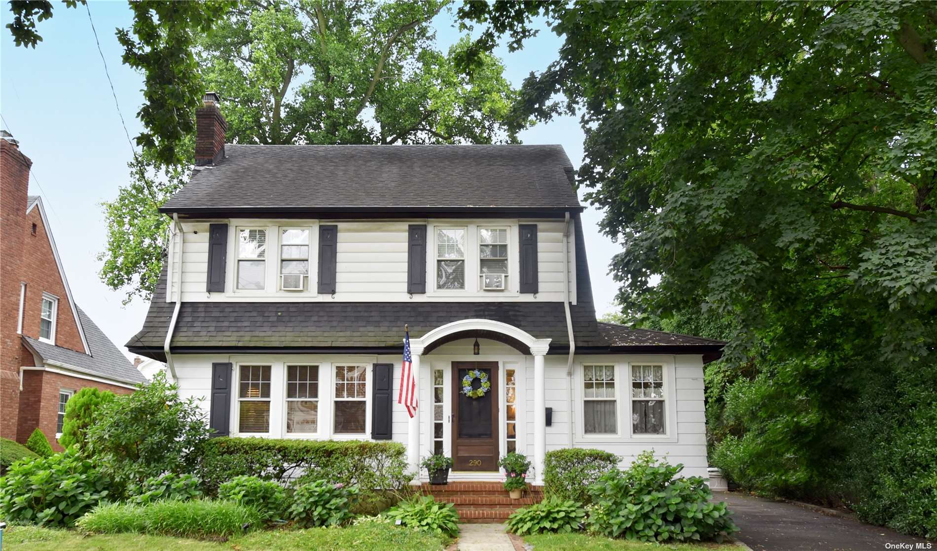 #1 photo, 290 Crocus Avenue, Floral Park , NY 11001