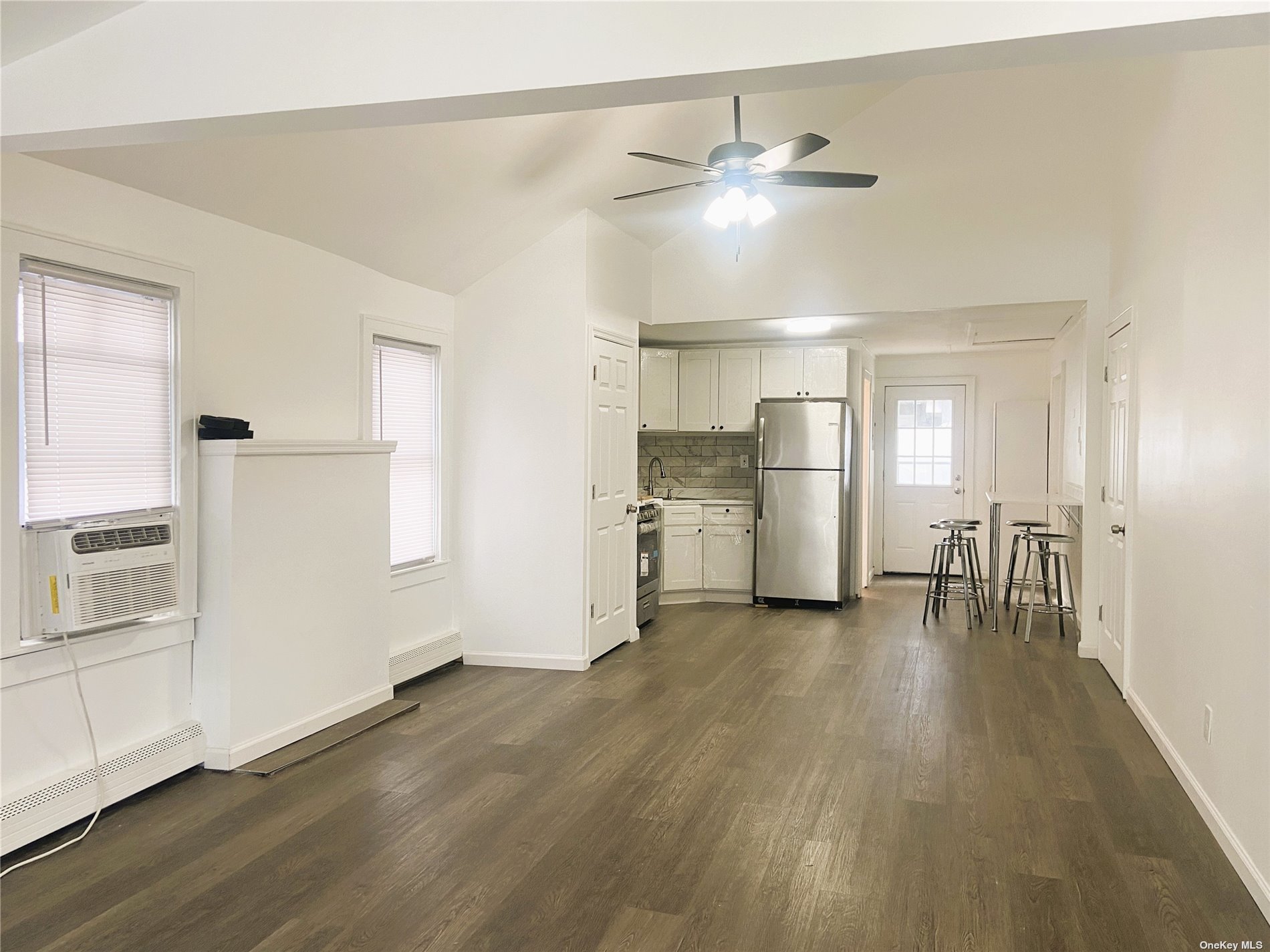 #1 photo, 69 Tennessee Avenue, 长岛 长滩 Long Beach , NY 11561