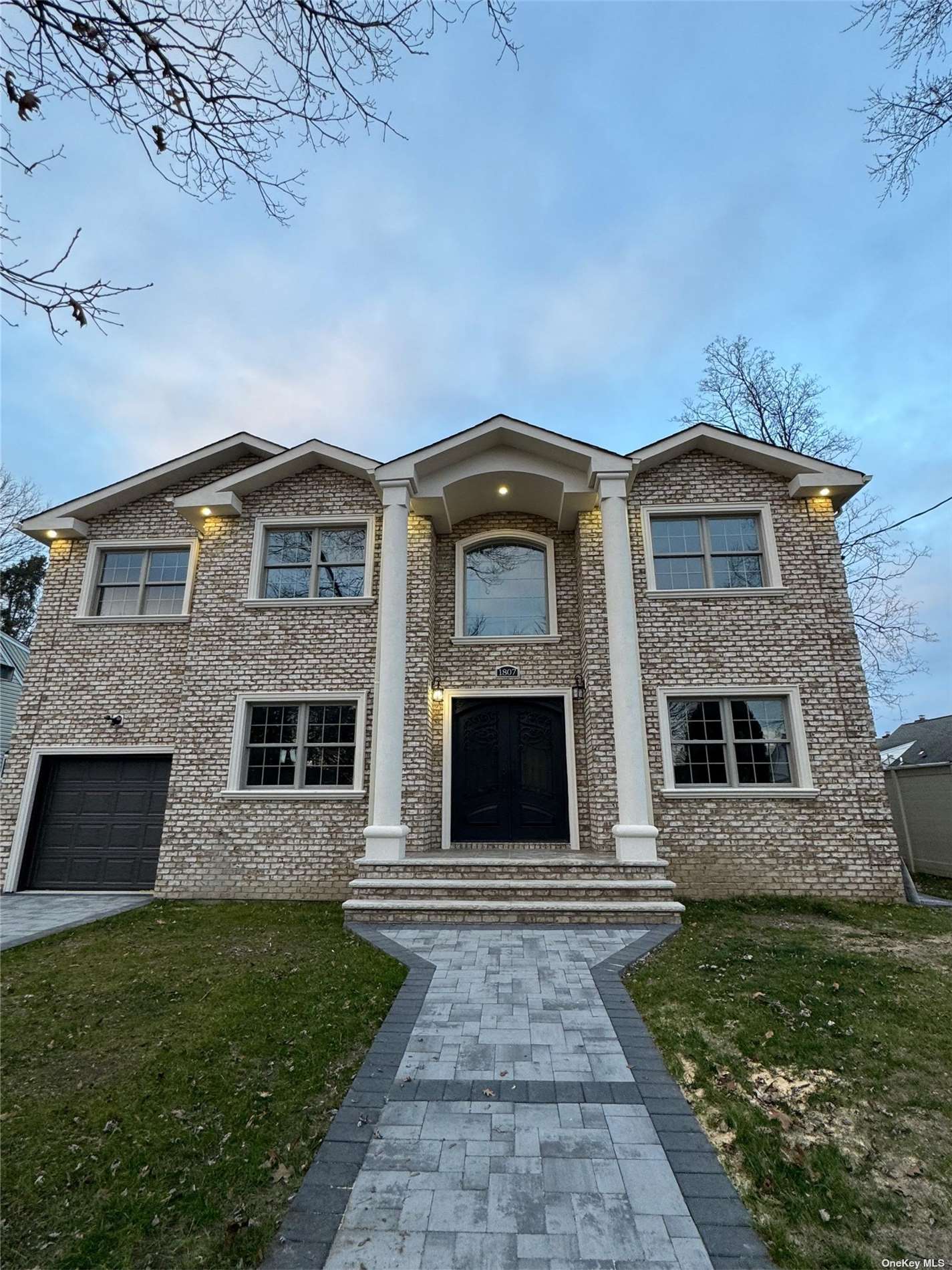 #1 photo, 1807 Casper Avenue, 长岛 East Meadow , NY 11554