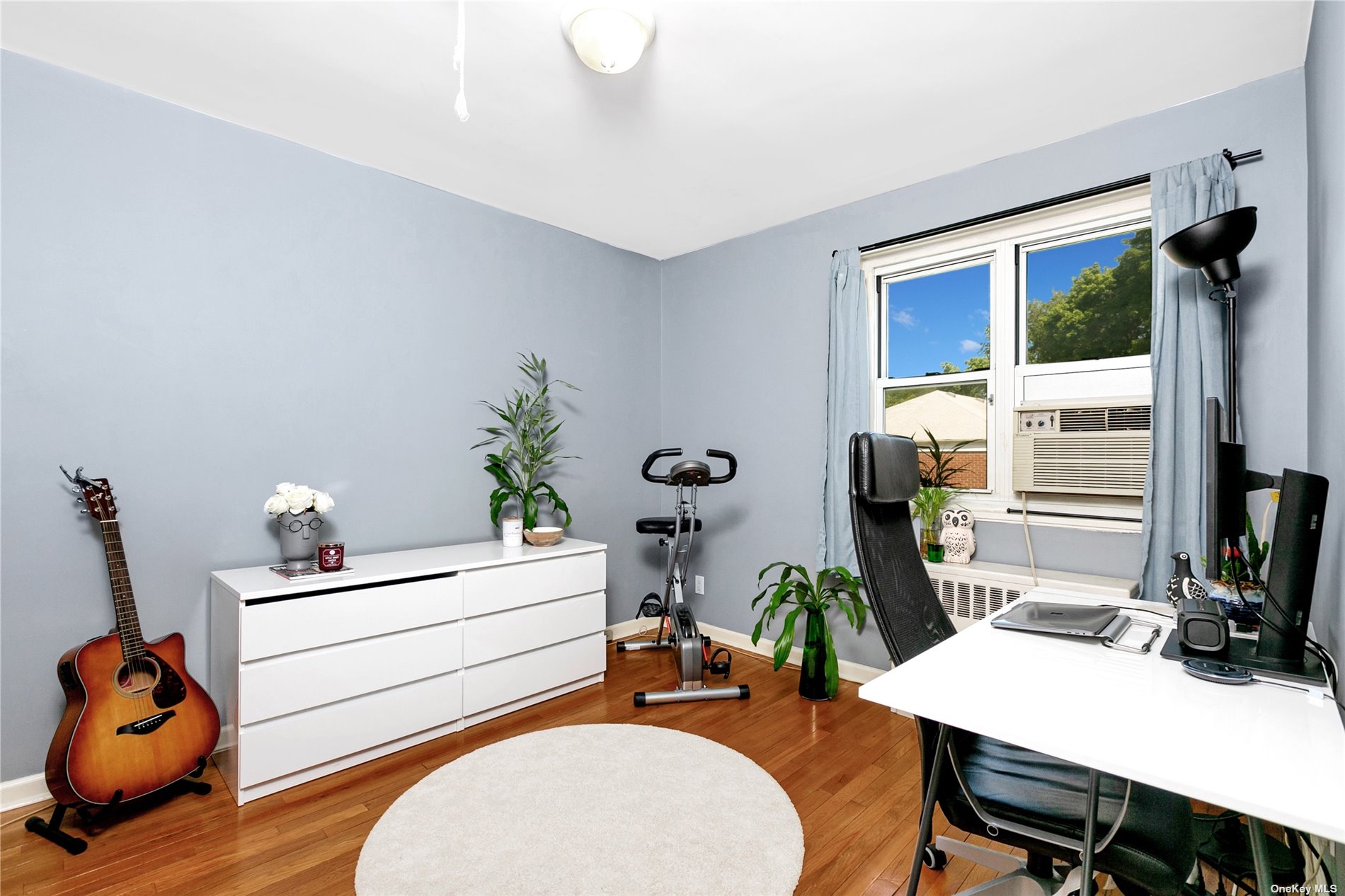 #1 photo, 217-05 73 Avenue, 皇后區 貝塞 Bayside , NY 11364