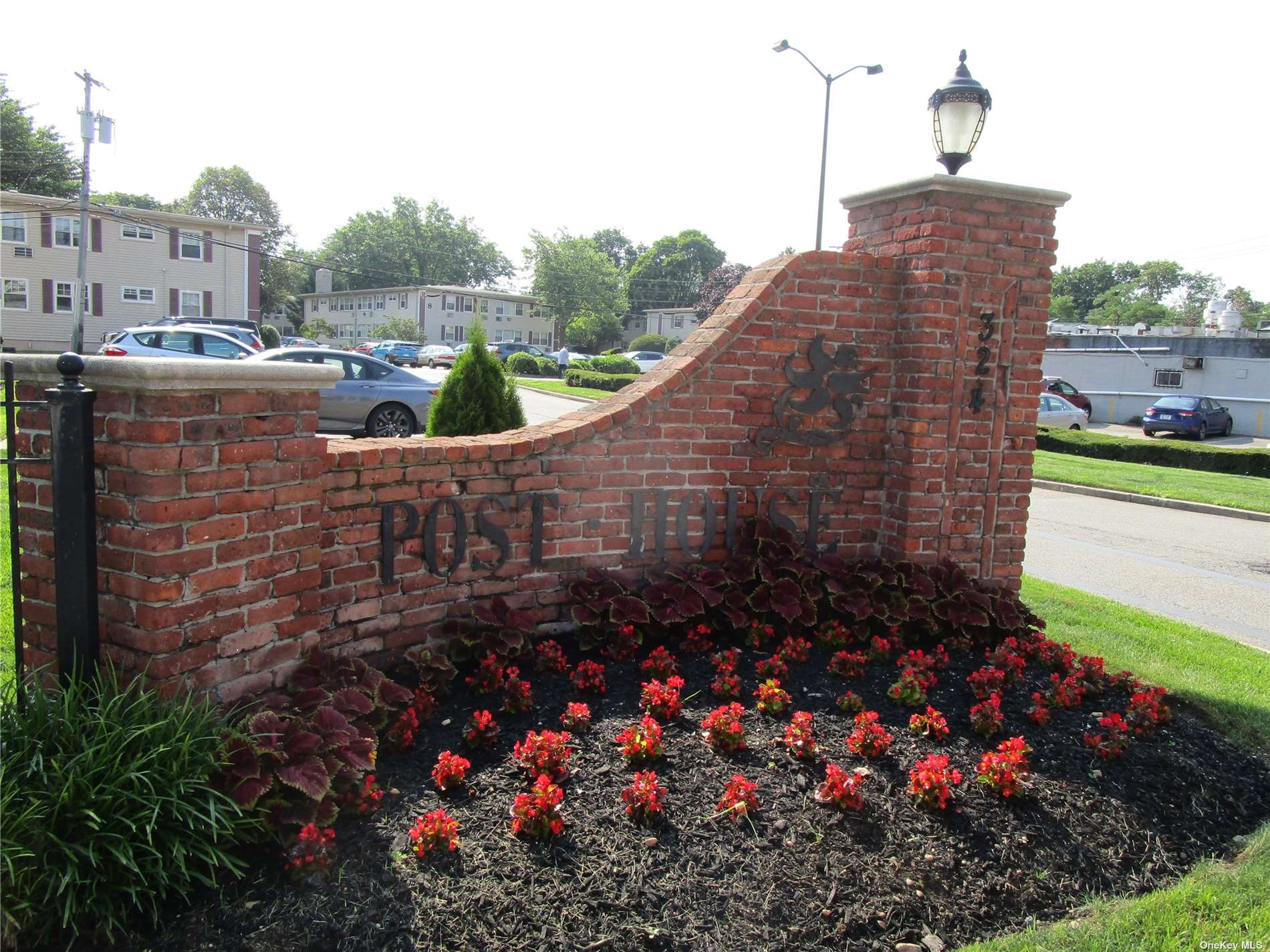 #1 photo, 324 Post Avenue, 长岛 西布雷 Westbury , NY 11590