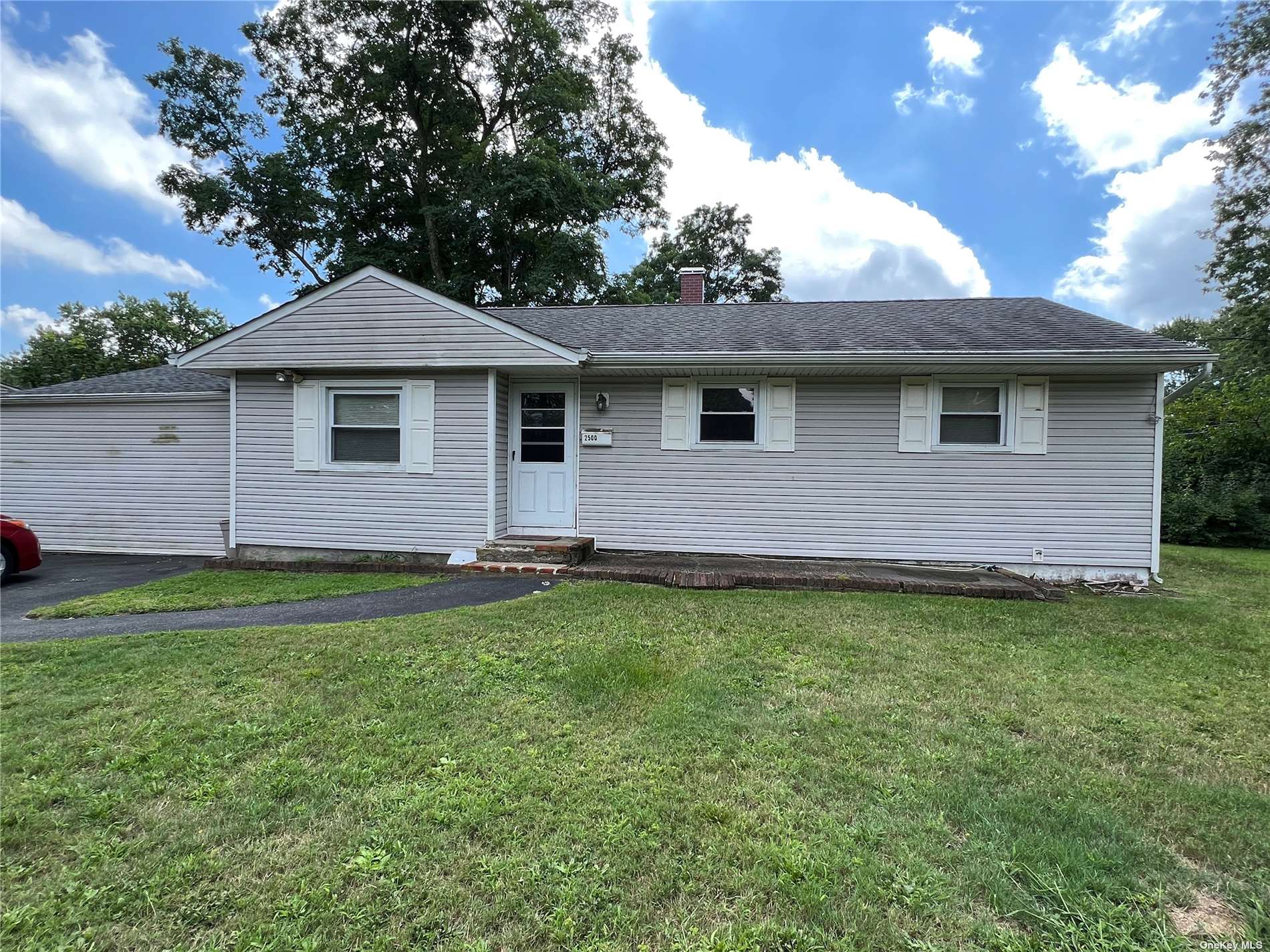 #1 photo, 2500 Race Avenue, Medford , NY 11763