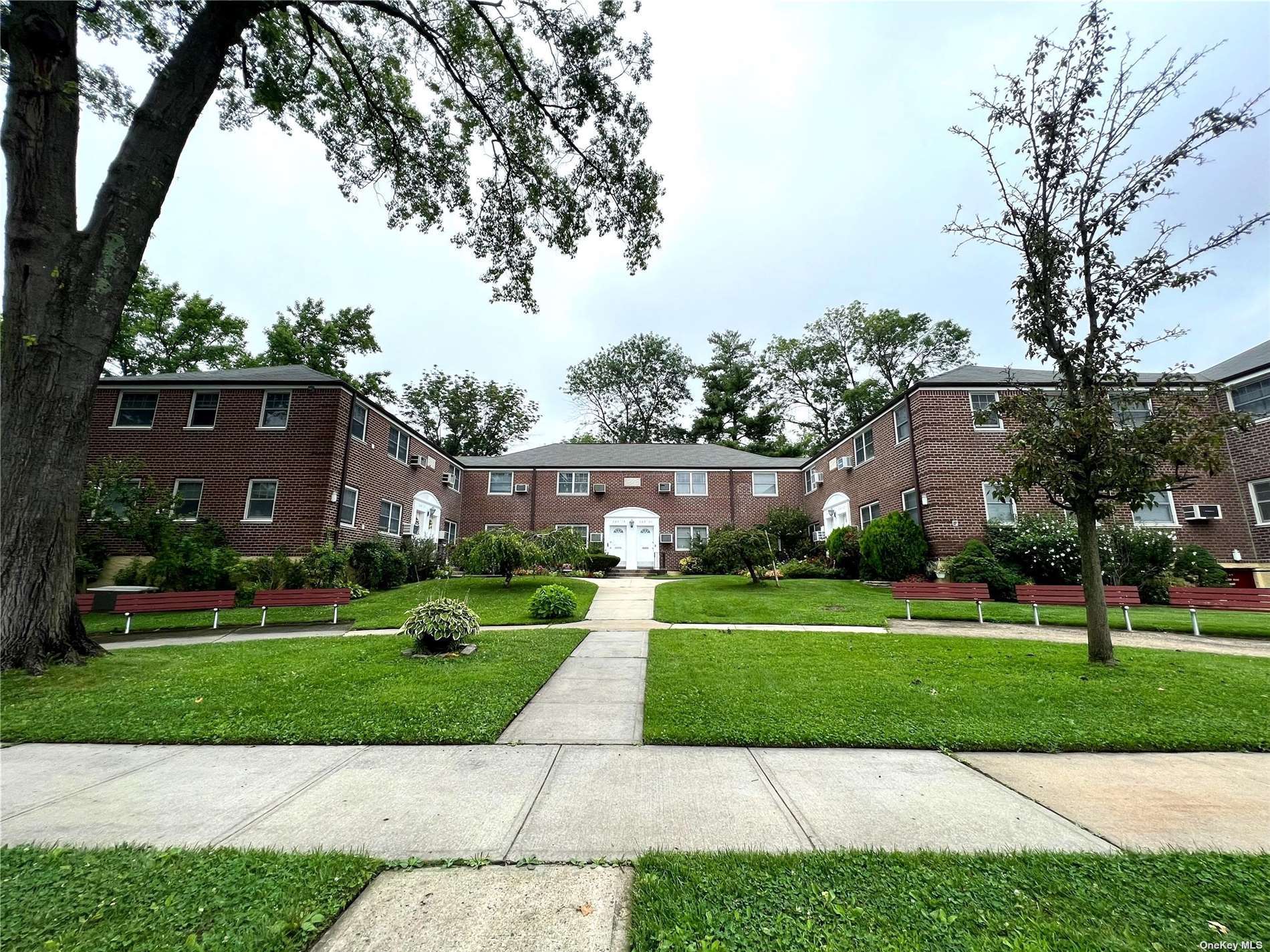 #1 photo, 249-25 64th Avenue, 皇后区 小颈 Little Neck , NY 11362