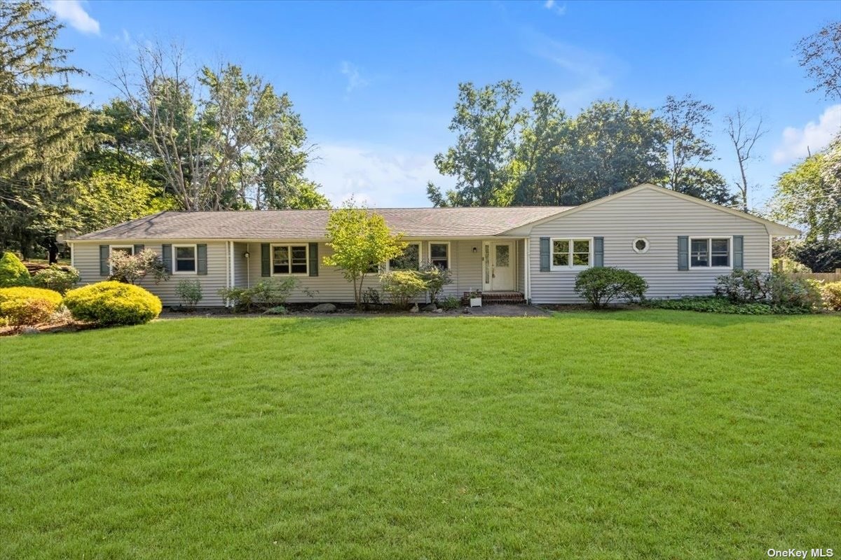 #1 photo, 85 Meadow Glen Road, 东长岛 萨隆加堡 Fort Salonga , NY 11768