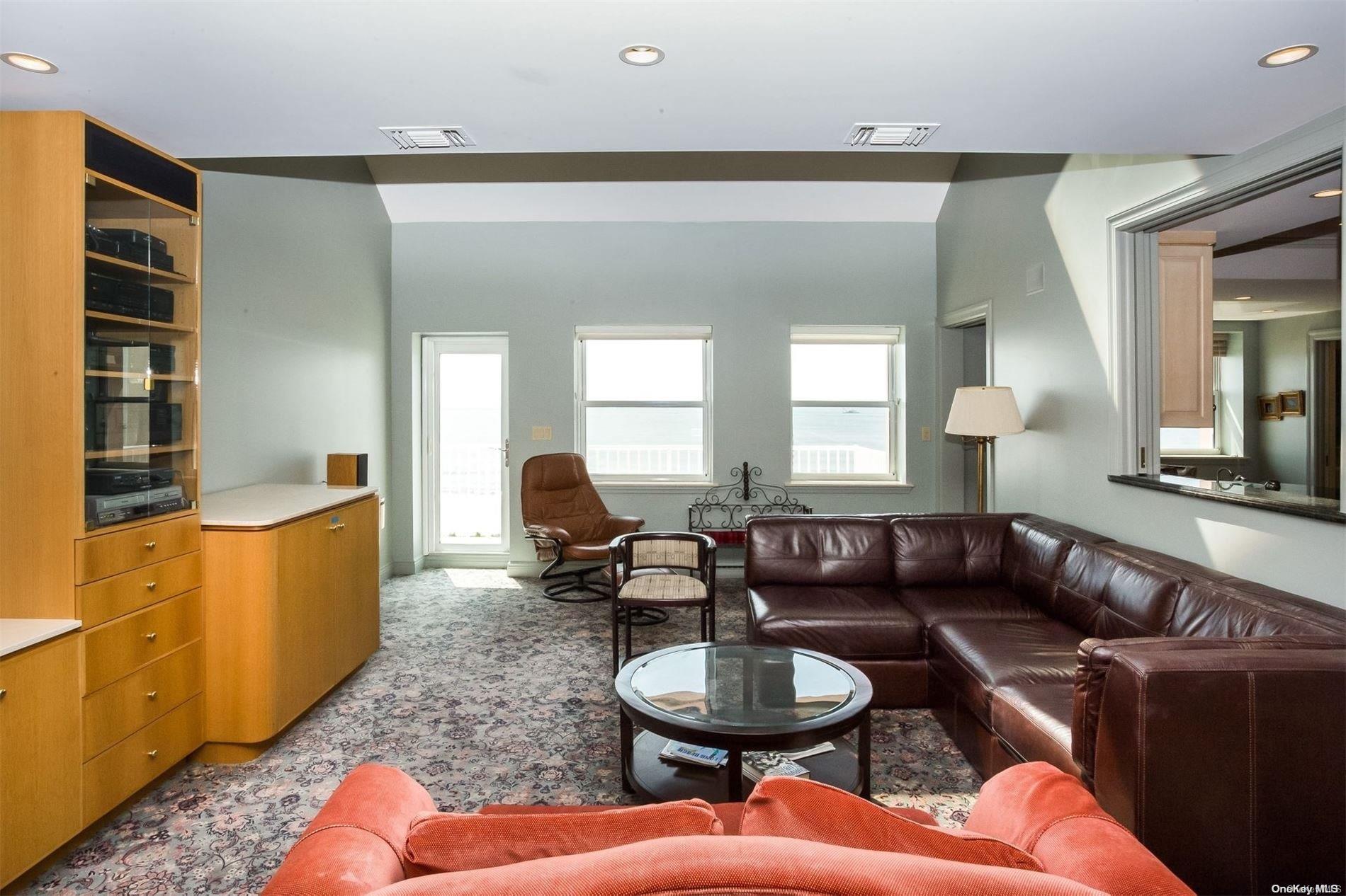 #19 photo, 2 Richmond Road, ナッソー郡 Lido Beach , NY 11561