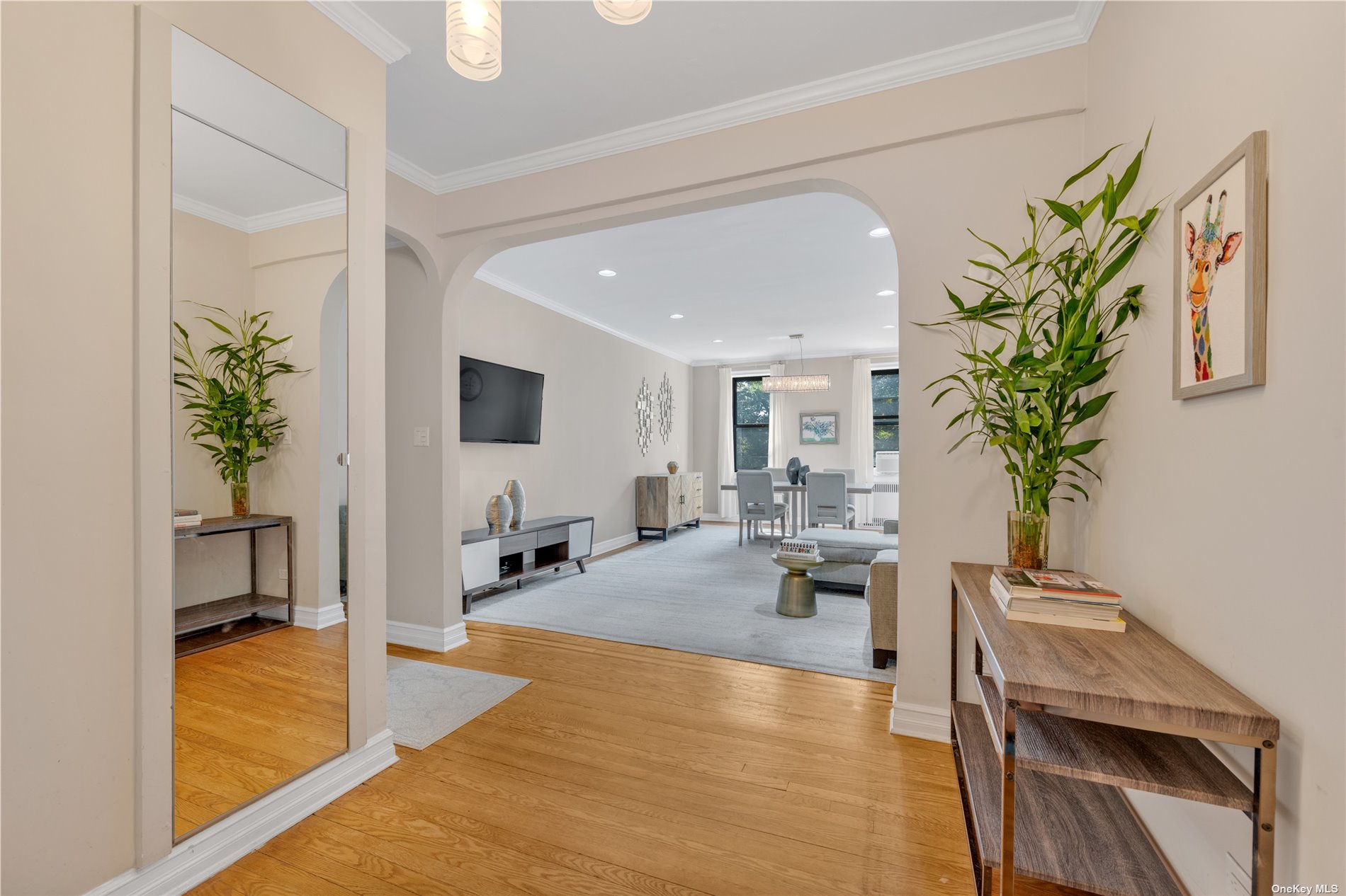 #1 photo, 21 Barstow Road, 长岛 大颈 Great Neck , NY 11021