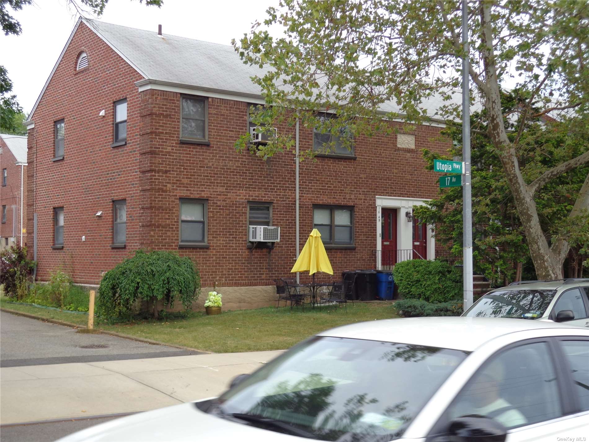 #1 photo, 16-49 Utopia Parkway, 皇后区 白石镇 Whitestone , NY 11357