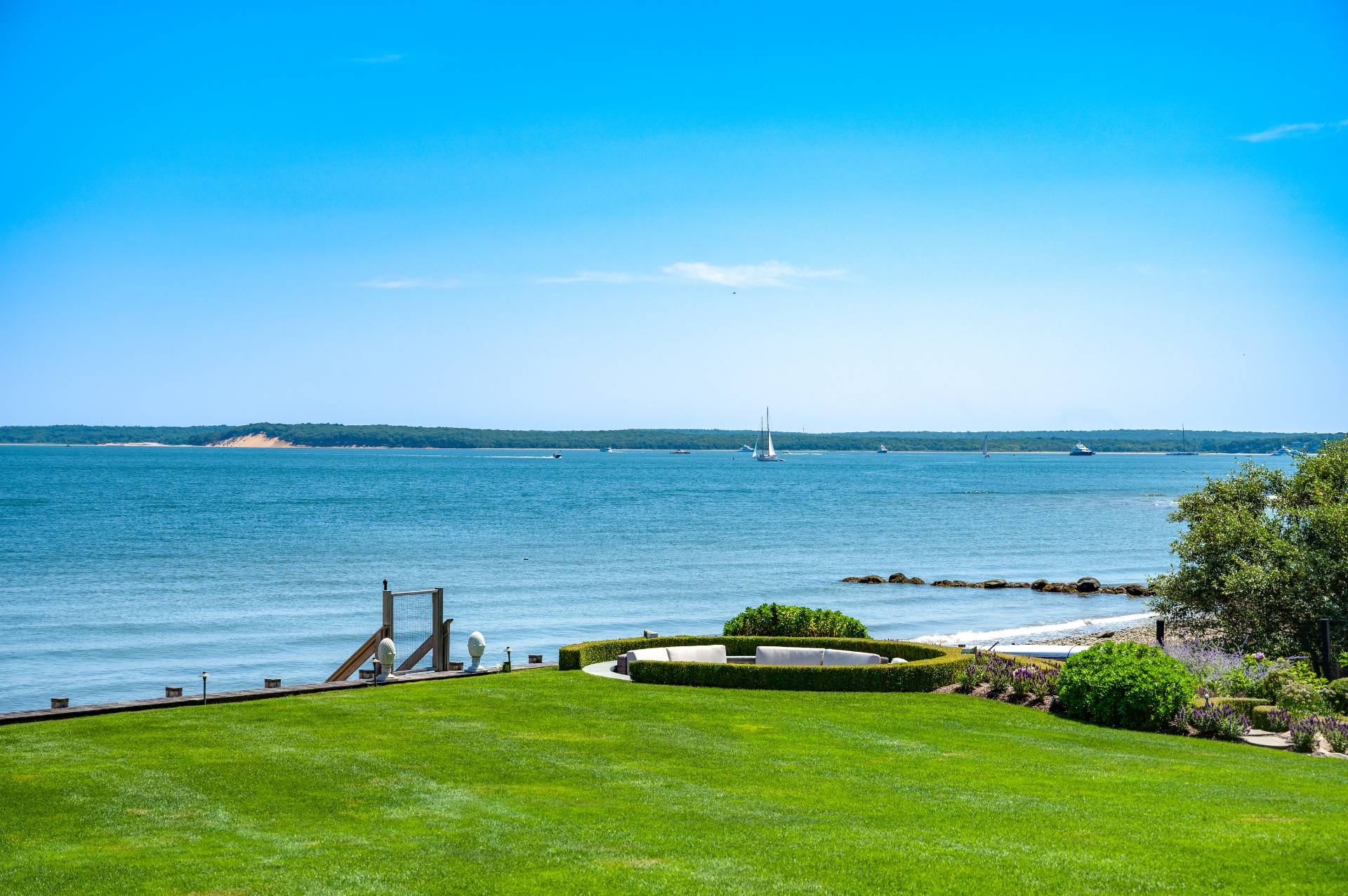 #10 photo, 51 Mashomuck Drive, מחוז סאפוק Sag Harbor , NY 11963