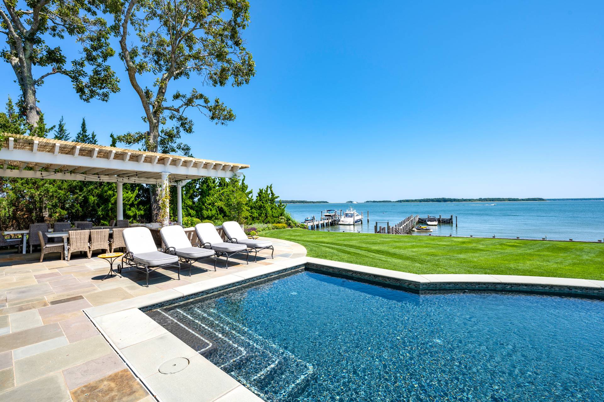 #12 photo, 51 Mashomuck Drive, מחוז סאפוק Sag Harbor , NY 11963