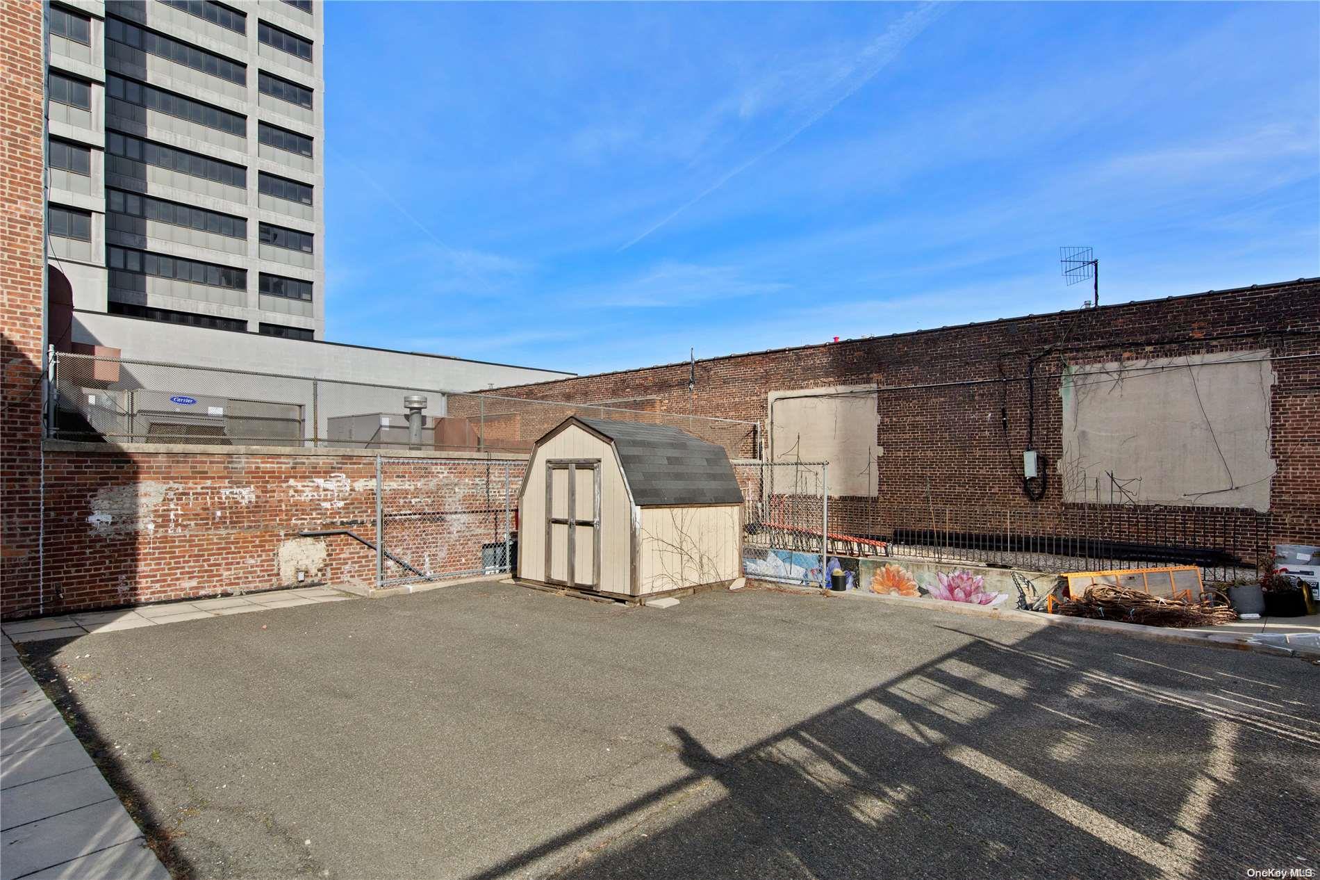 #14 photo, 11-17 43rd Avenue, クイーンズ区 Long Island City , NY 11101