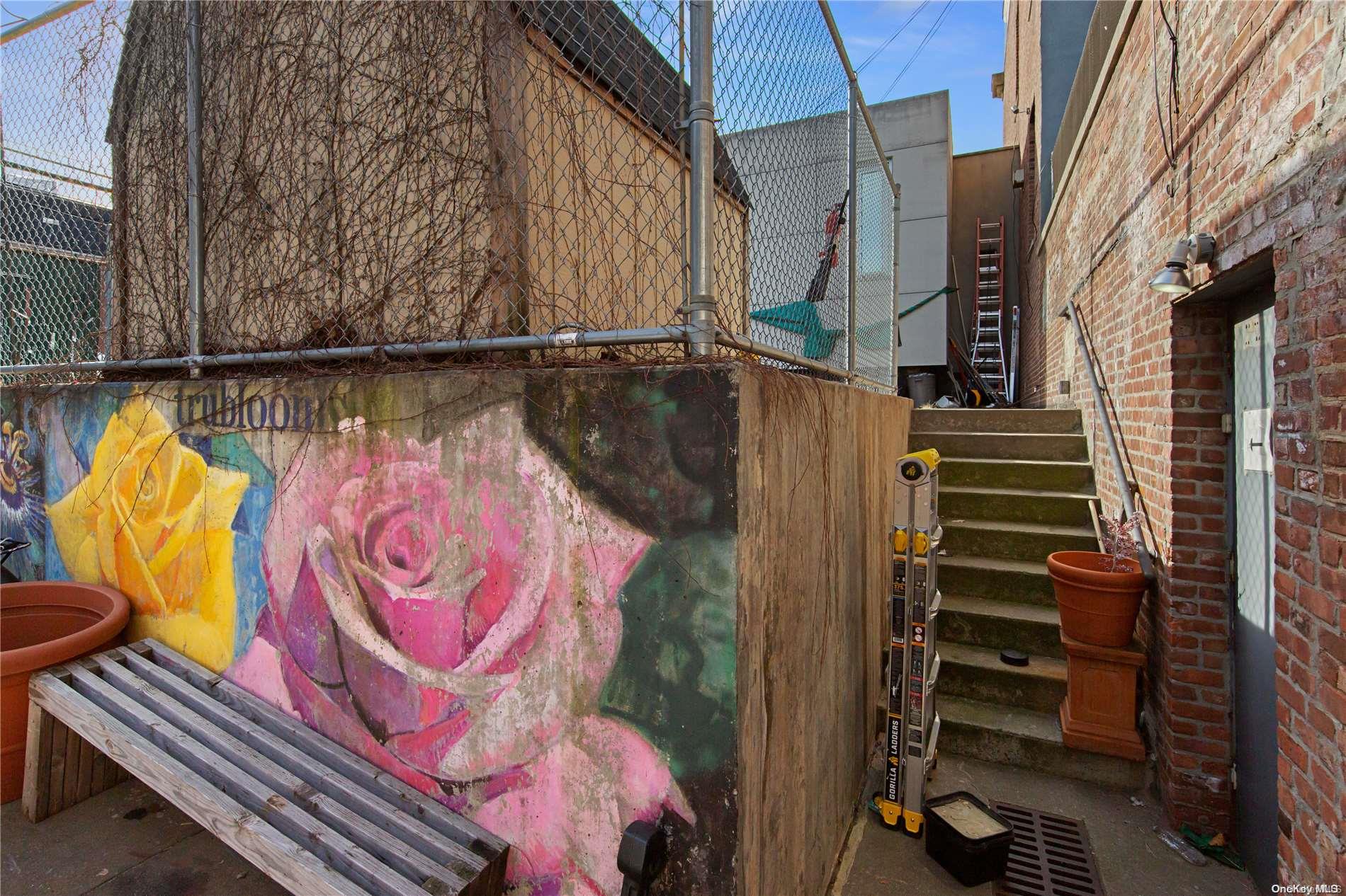 #16 photo, 11-17 43rd Avenue, クイーンズ区 Long Island City , NY 11101