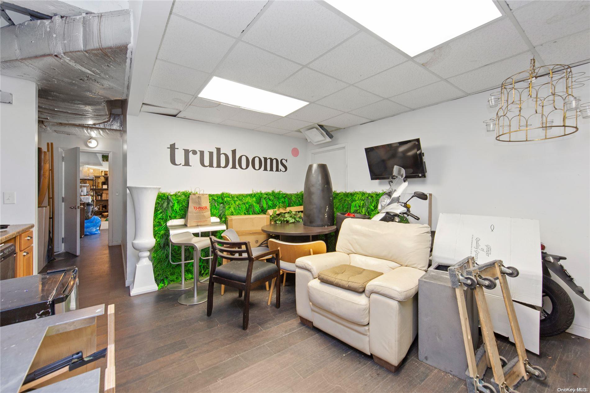 #17 photo, 11-17 43rd Avenue, クイーンズ区 Long Island City , NY 11101