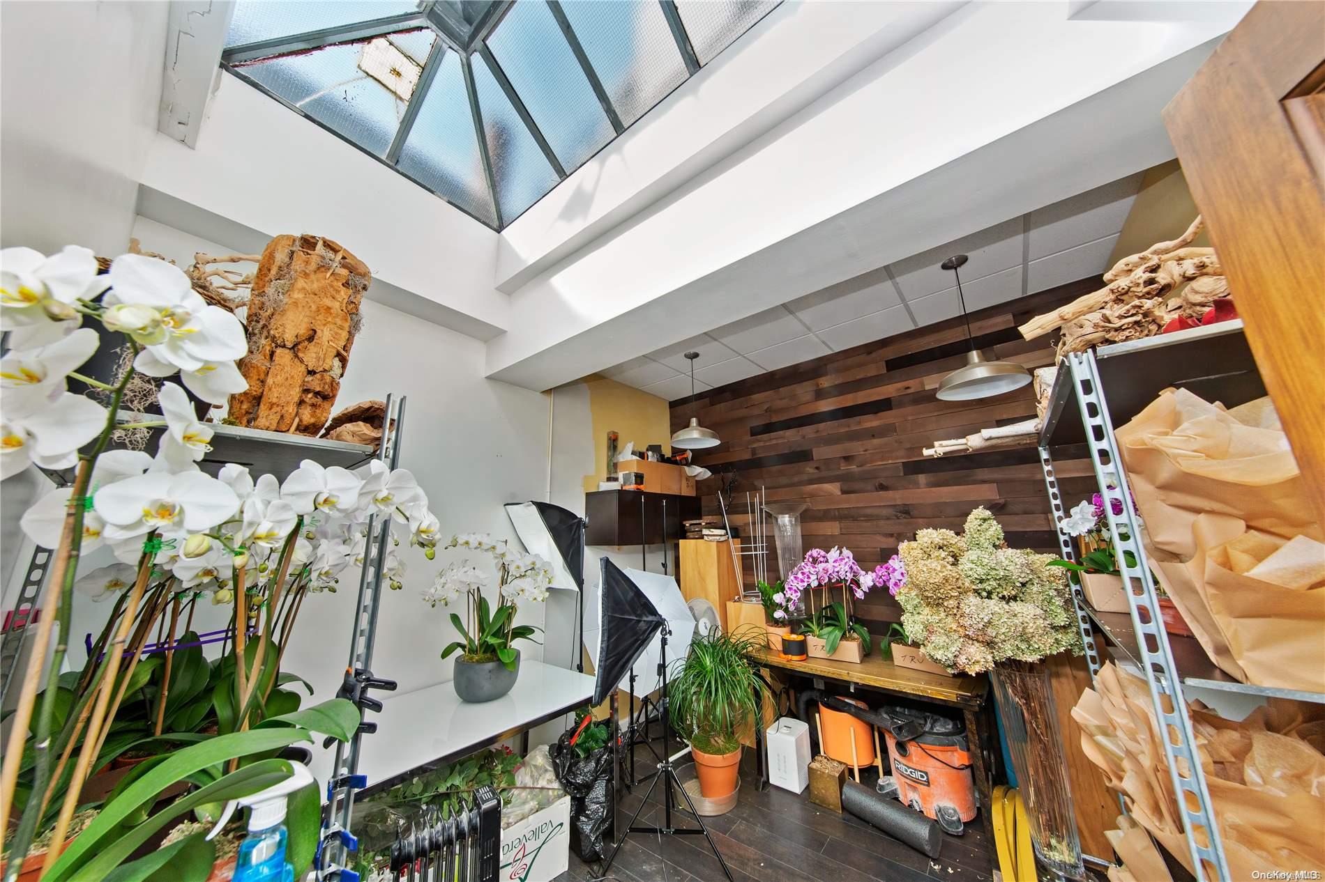 #19 photo, 11-17 43rd Avenue, クイーンズ区 Long Island City , NY 11101