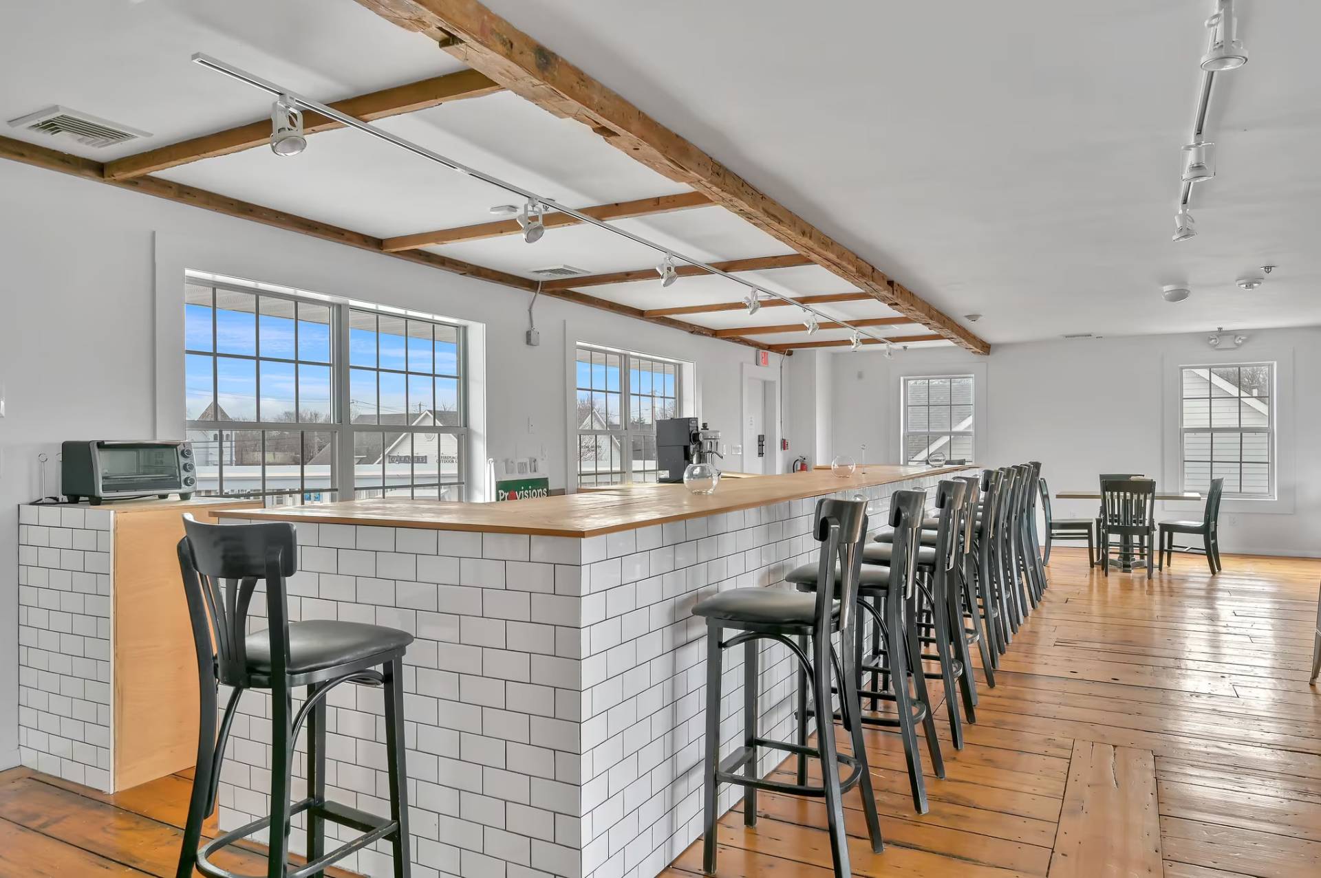 #8 photo, 760 Montauk Highway, Building 3 Floor 2, サフォーク郡 Water Mill , NY 11976