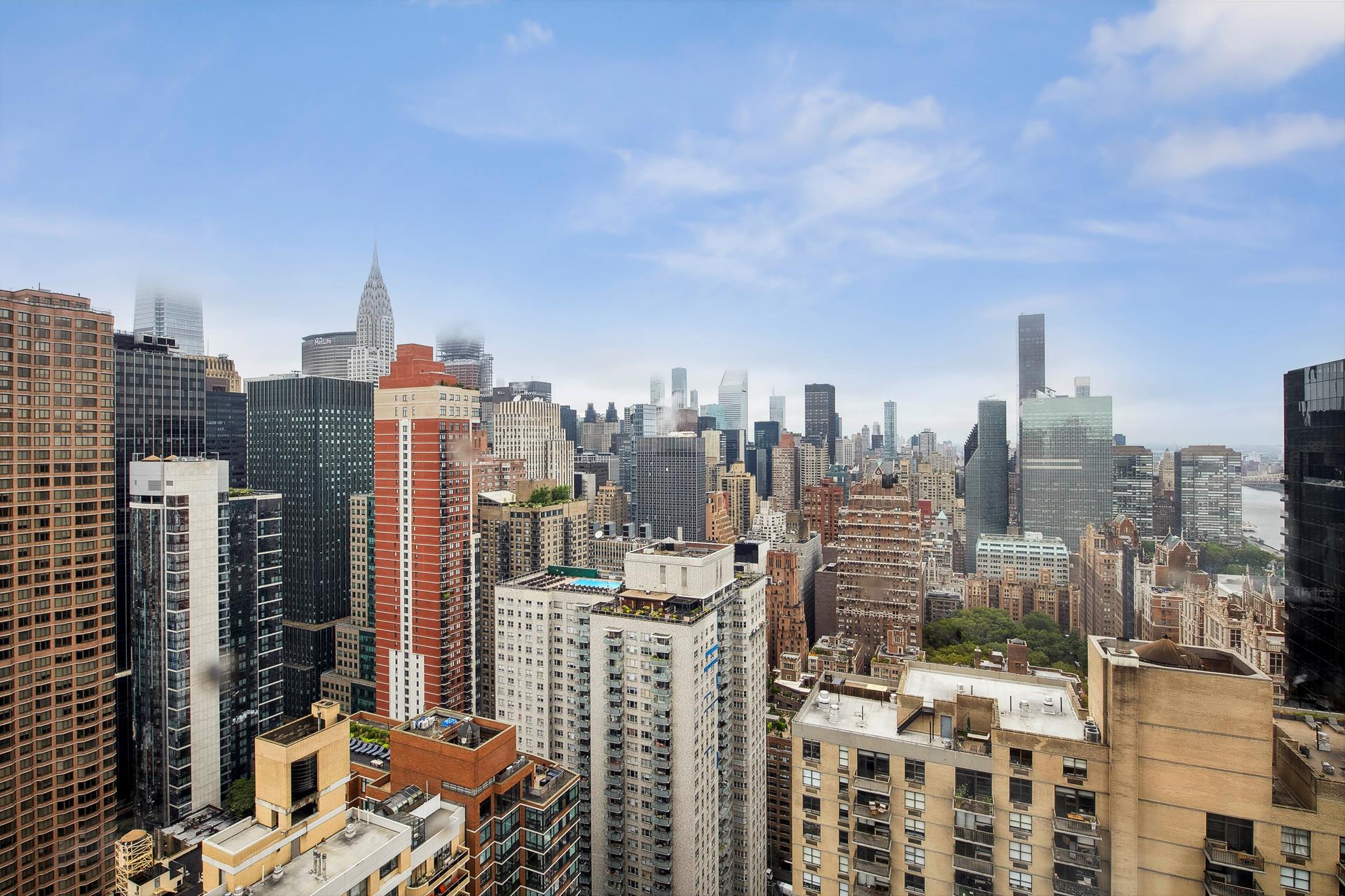 #1 photo, 330 East 38th Street, 曼哈顿 基普斯湾 Murray Hill , NY 10016