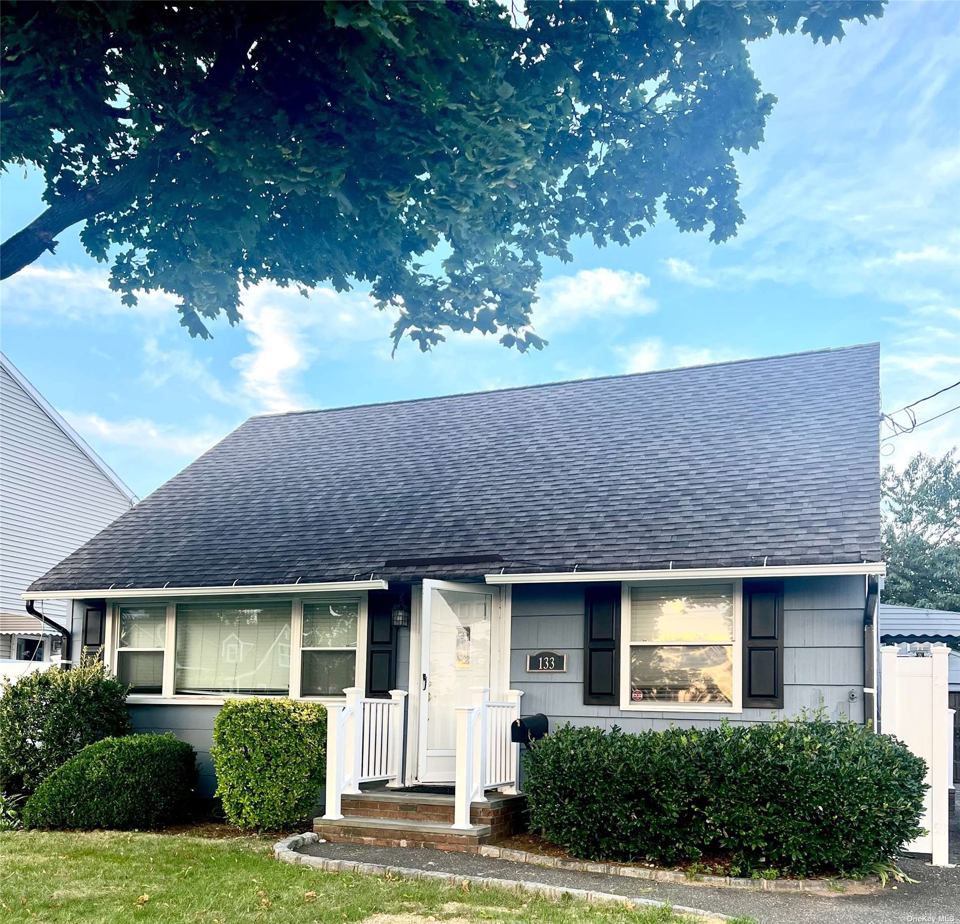 #1 photo, 133 Miller Road, 长岛 Hicksville , NY 11801