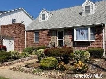 #1 photo, 156 Jerome Avenue, 长岛 Mineola , NY 11501