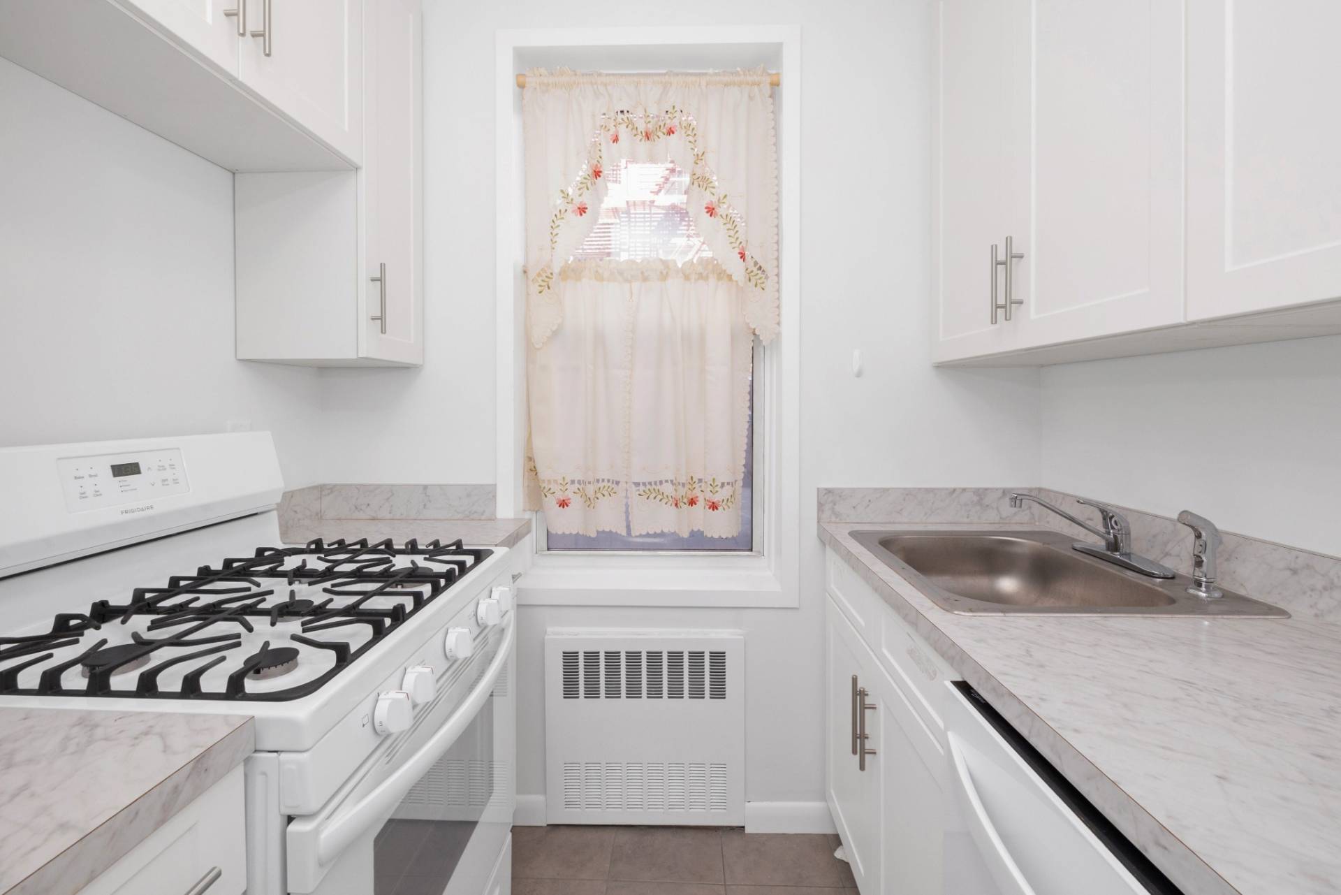 #11 photo, 601 Kappock Street, #1P, ブロンクス区 Spuyten Duyvil , NY 10463