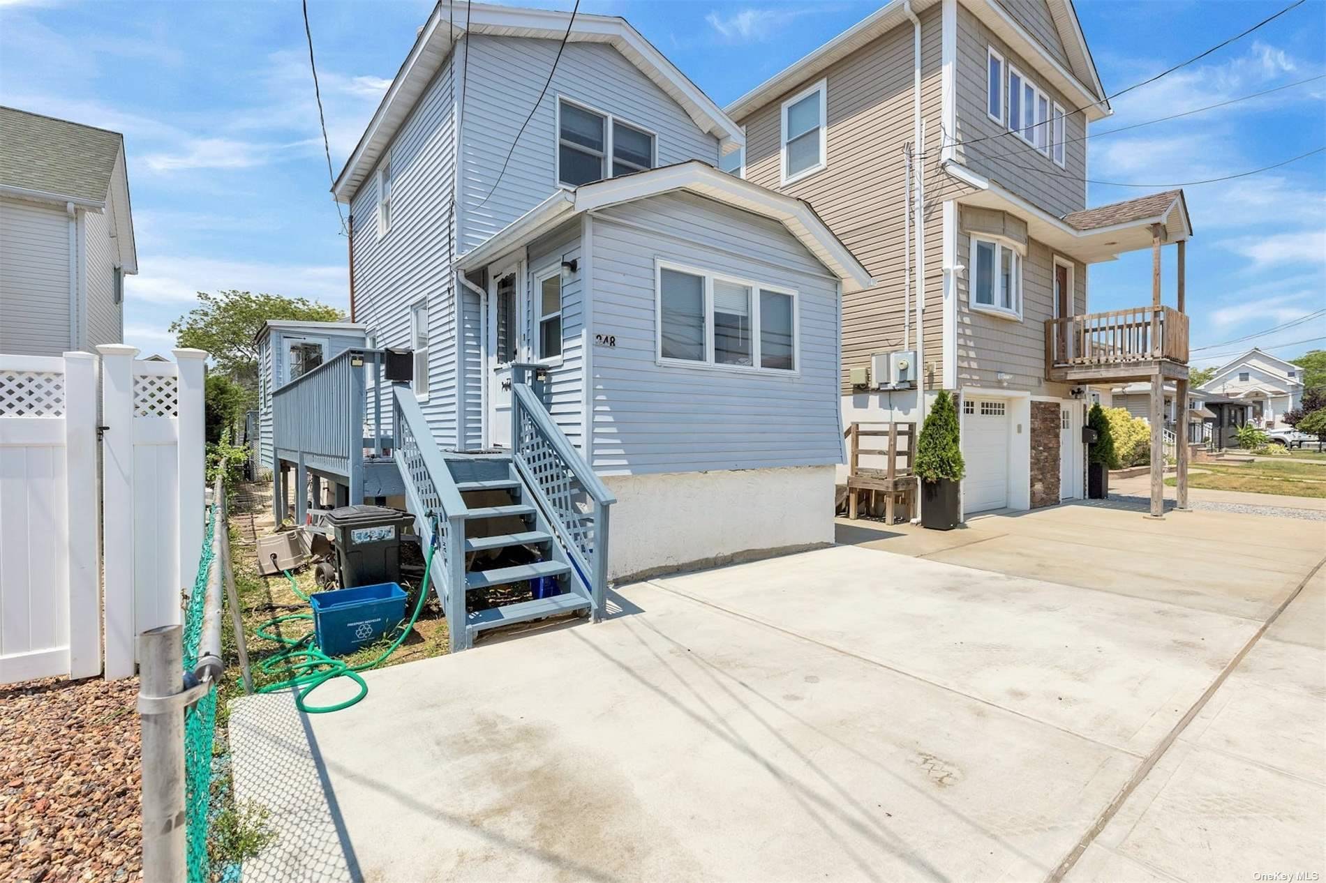 #1 photo, 248 Arthur Street, ナッソー郡 Freeport , NY 11520