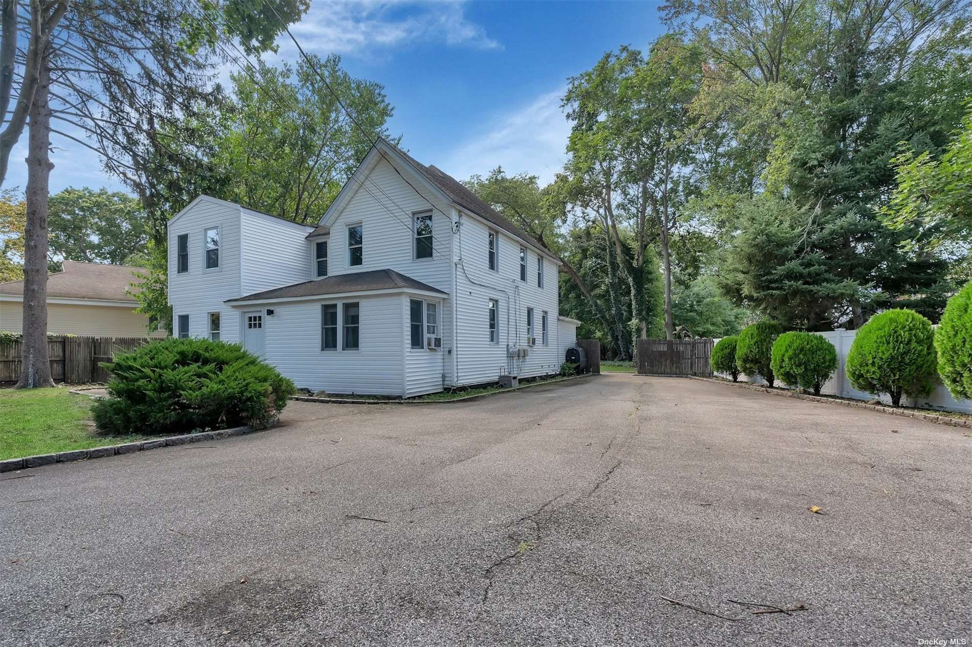 #1 photo, 252 Maple Avenue, 东长岛 史密斯敦 Smithtown , NY 11787