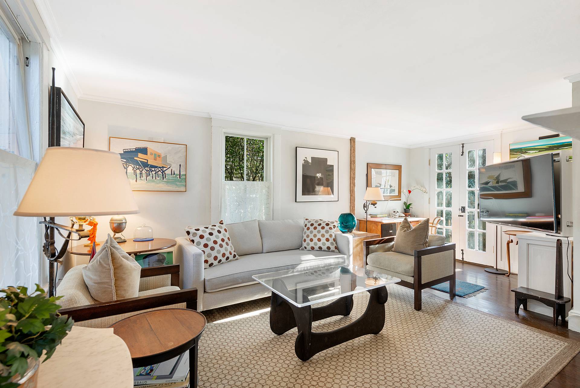 #5 photo, 28 Bowden Square, サフォーク郡 Southampton , NY 11968