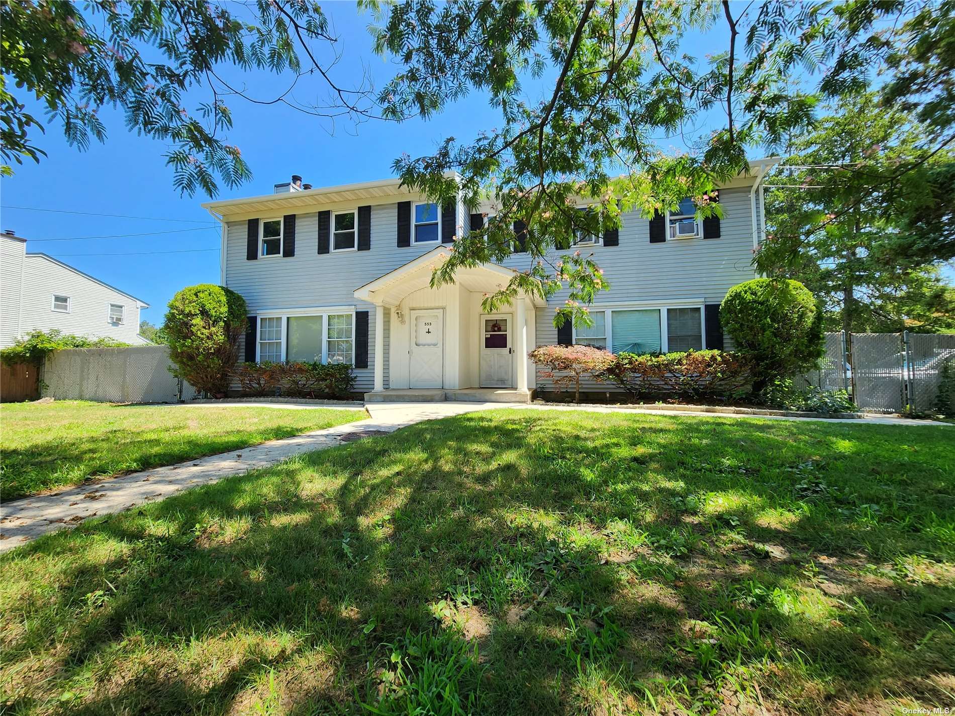 #1 photo, 551-553 Rosevale Avenue, Ronkonkoma , NY 11779