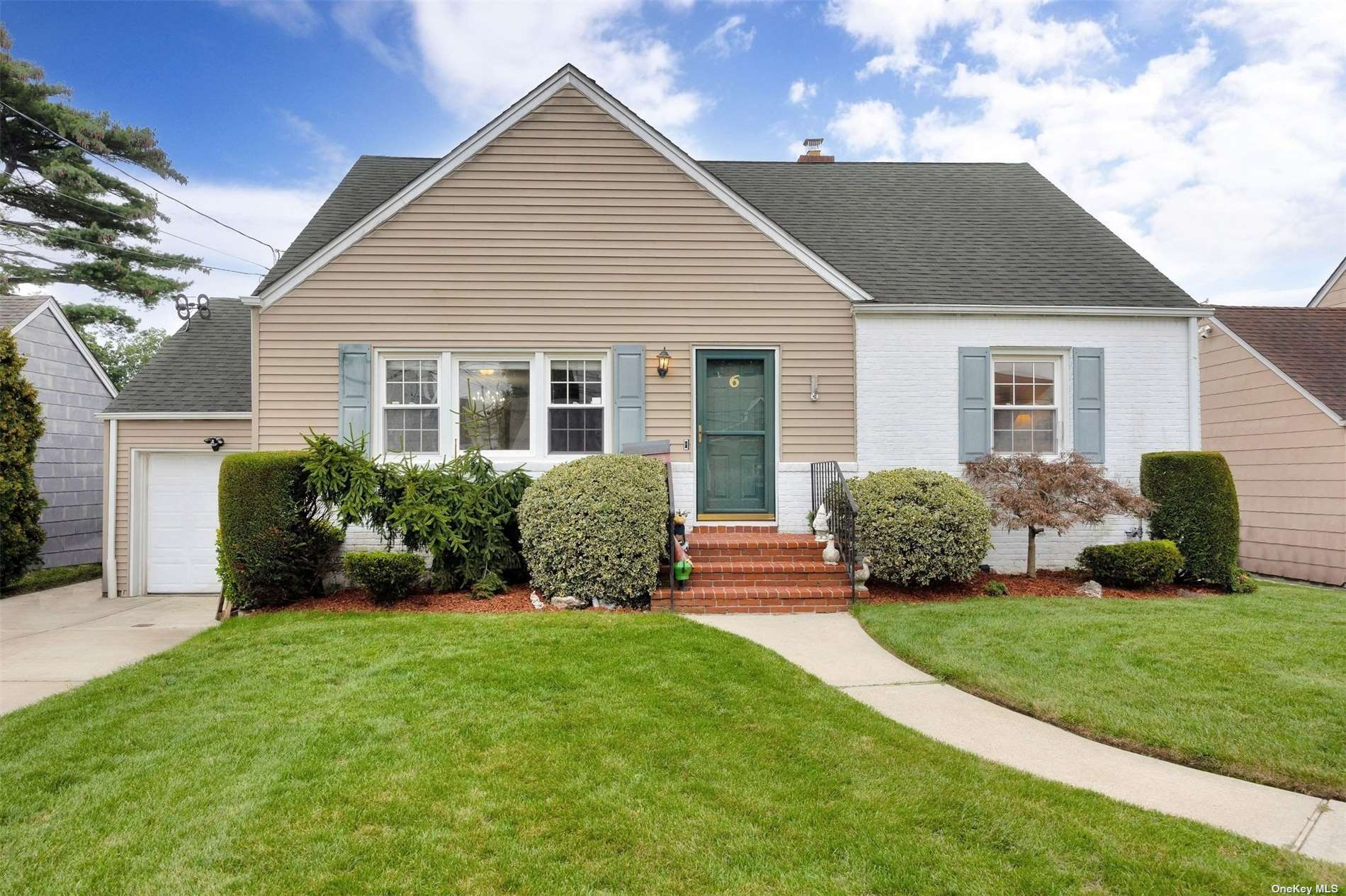 #1 photo, 6 Watts, 长岛 Valley Stream , NY 11581