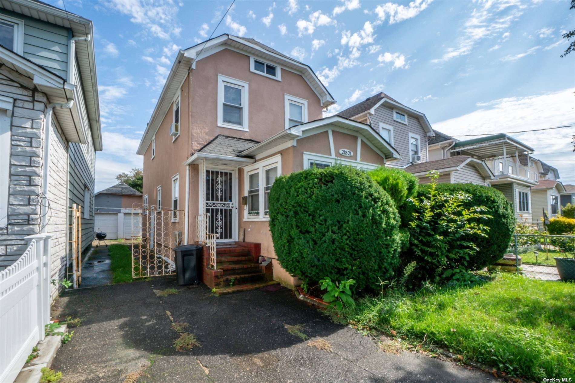 #1 photo, 218-21 119th Ave, 皇后区 Cambria Heights , NY 11411