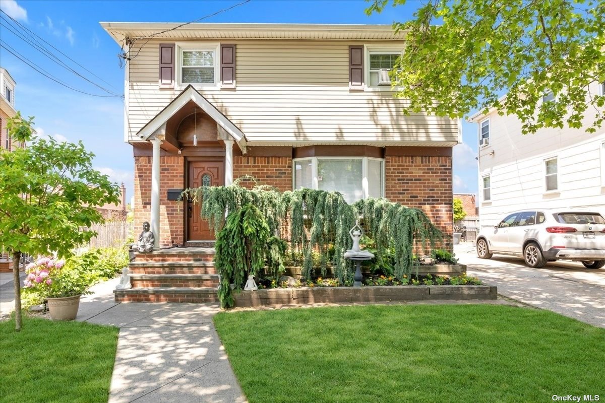 #1 photo, 11915 8th Avenue, 法拉盛 Flushing , NY 11356