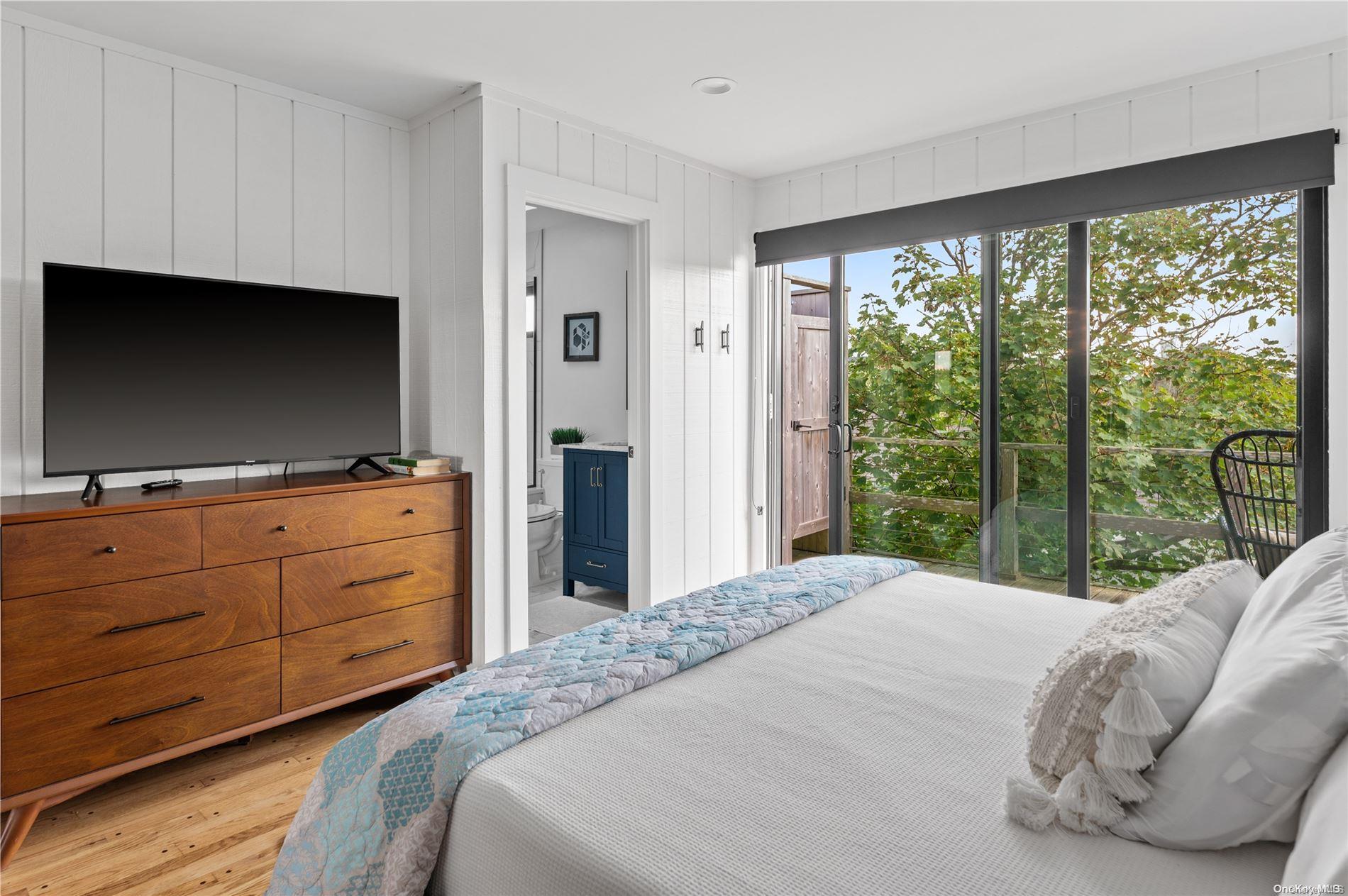 #19 photo, 220 Cottage Walk, Ocean Beach , NY 11770