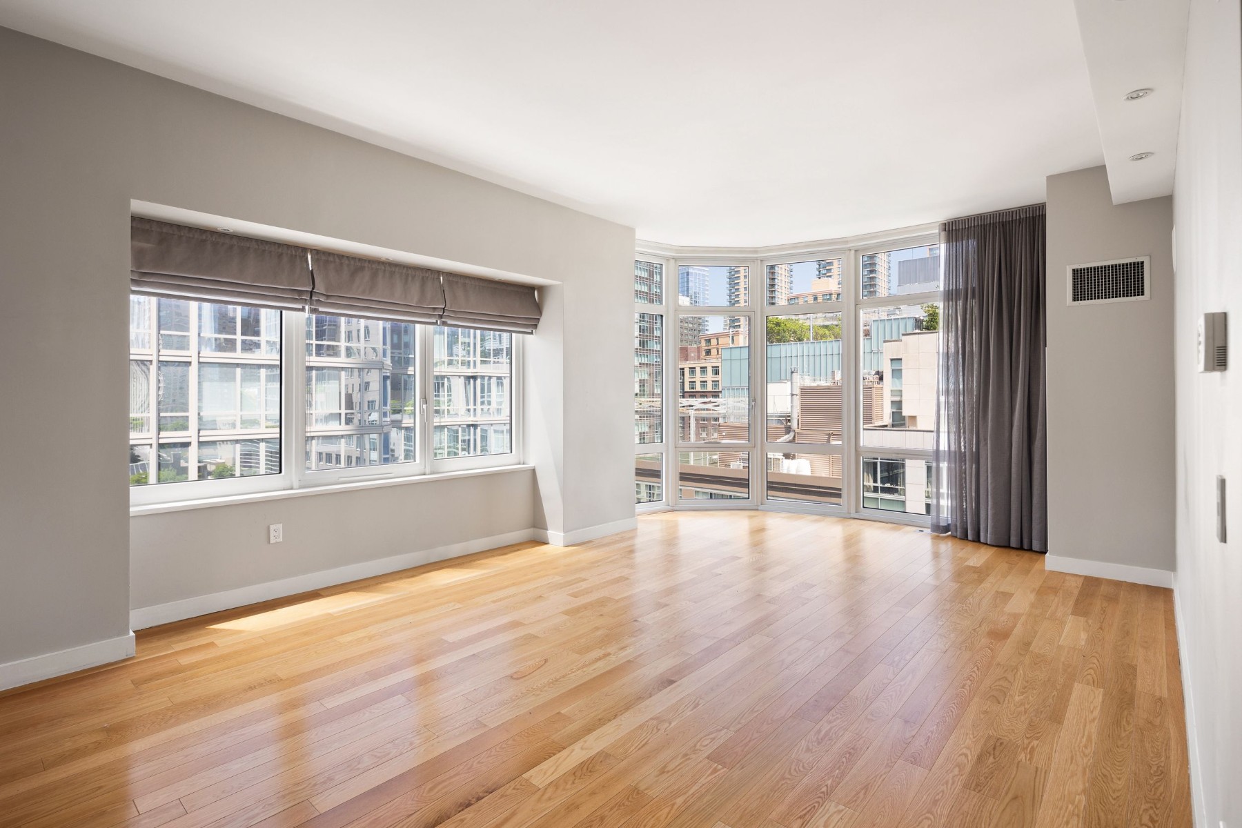 #1 photo, 555 W 59th Street, 맨해튼 Lincoln Center , NY 10019