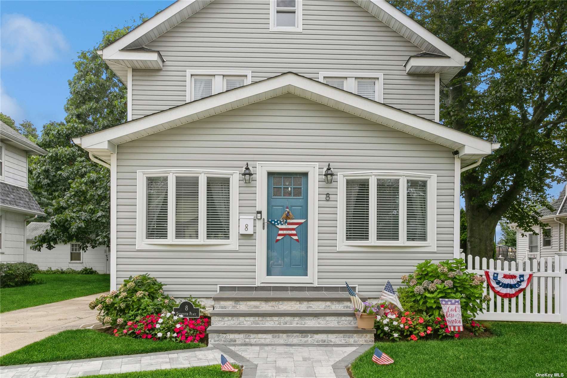 #1 photo, 8 Sylvester Place, 长岛 Lynbrook , NY 11563