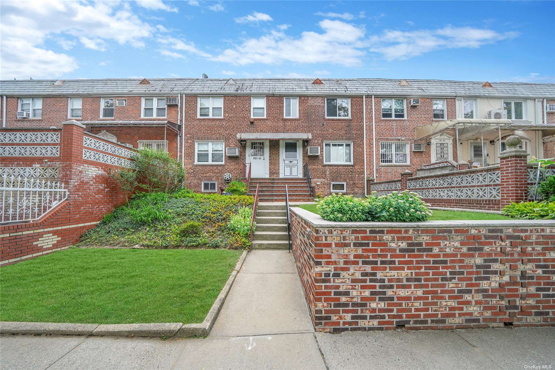 #1 photo, 150-56 78th Avenue, 뉴욕퀸즈 Kew Garden Hills , NY 11367