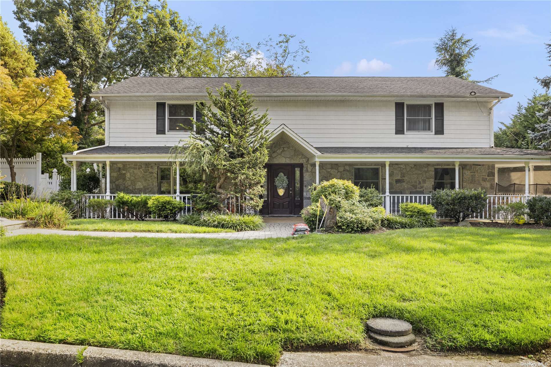 #1 photo, 40 New Jersey Street, 东长岛 Dix小山 Dix Hills , NY 11746