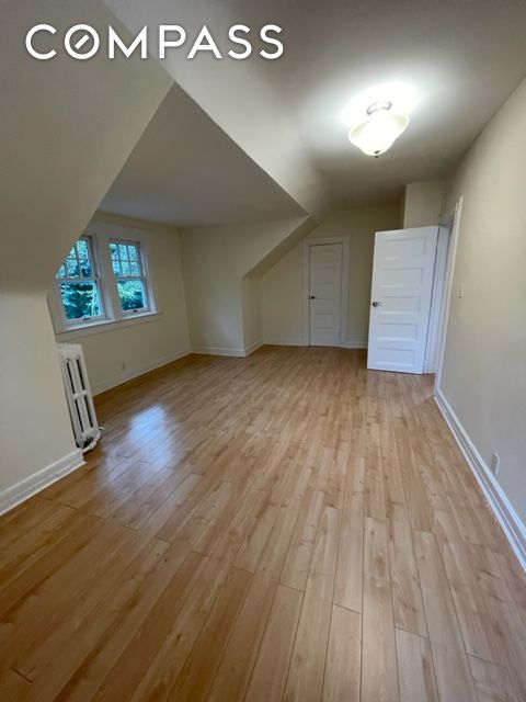 #1 photo, 853 E 18th Street, ब्रुकलीन Midwood , NY 11230