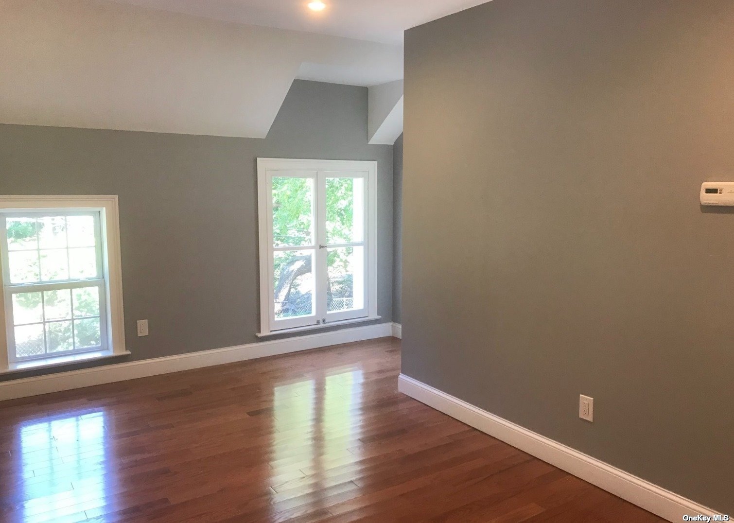 #1 photo, 1639-B Cedar Swamp Road, 长岛 杰里科 Jericho , NY 11753