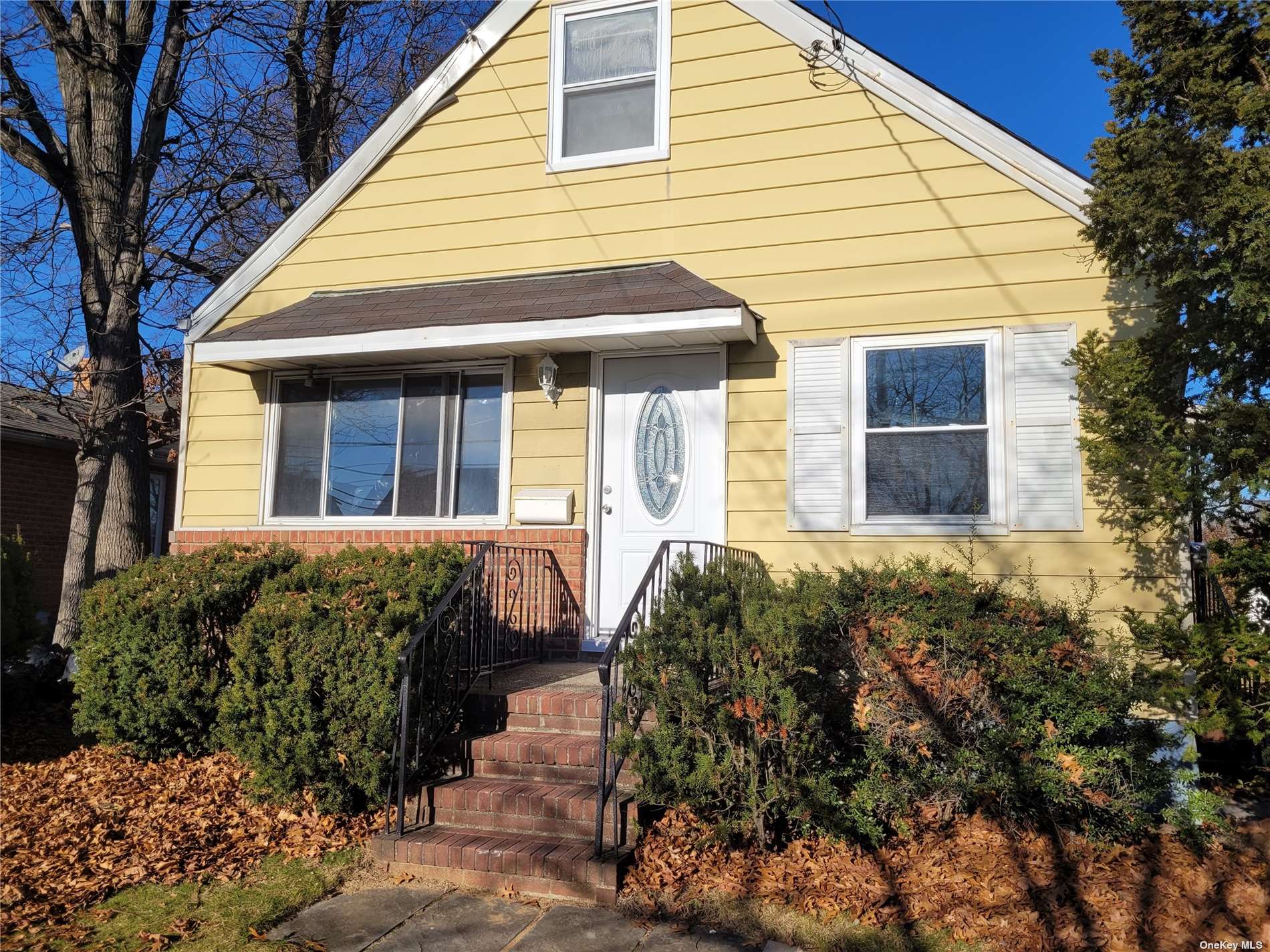 #1 photo, 131 Copiague Street, 长岛 Valley Stream , NY 11580