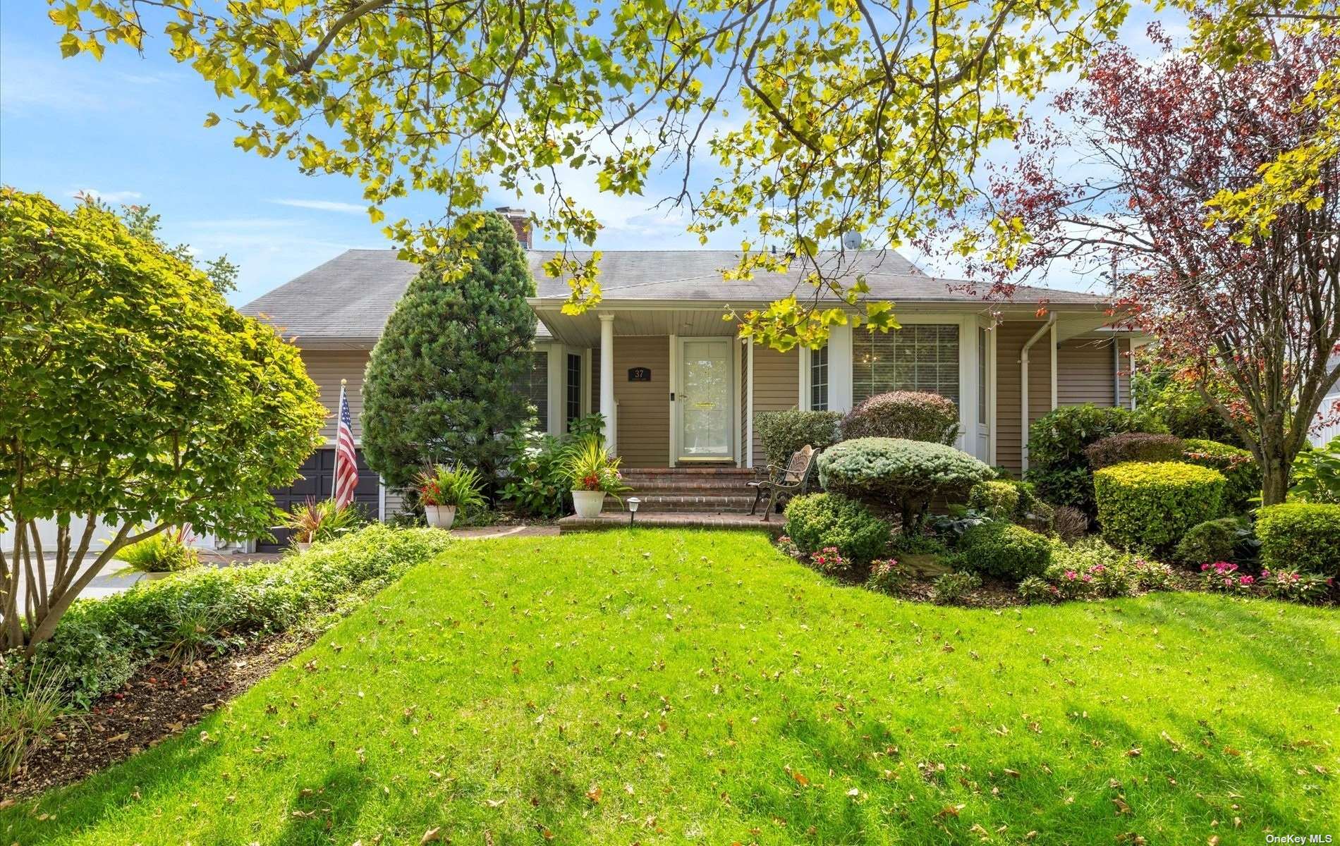 #1 photo, 37 Maiden Lane, নাসাউ কাউন্টি Jericho , NY 11753