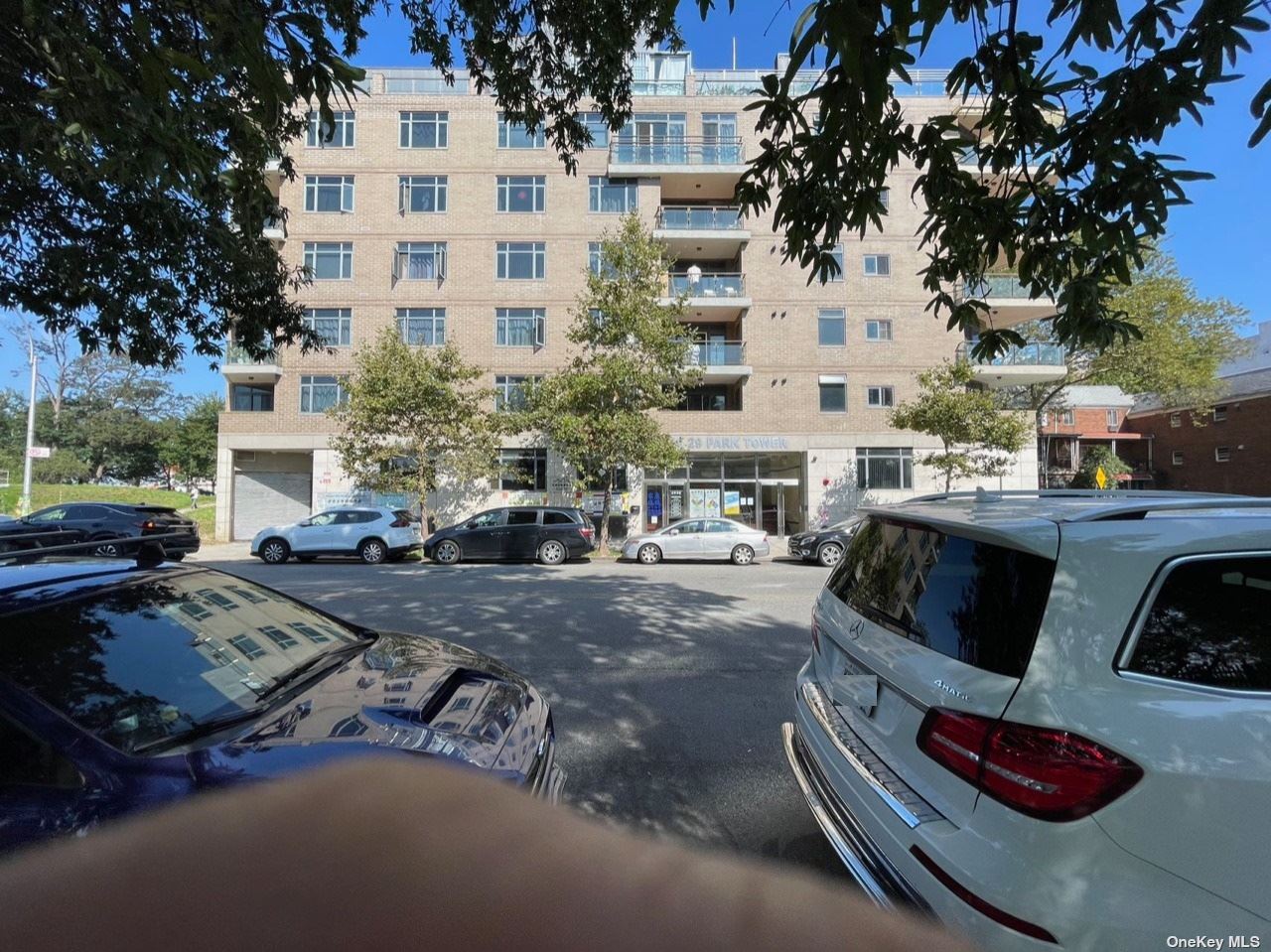 #1 photo, 132-29 Blossom Avenue, 法拉盛 Flushing , NY 11355