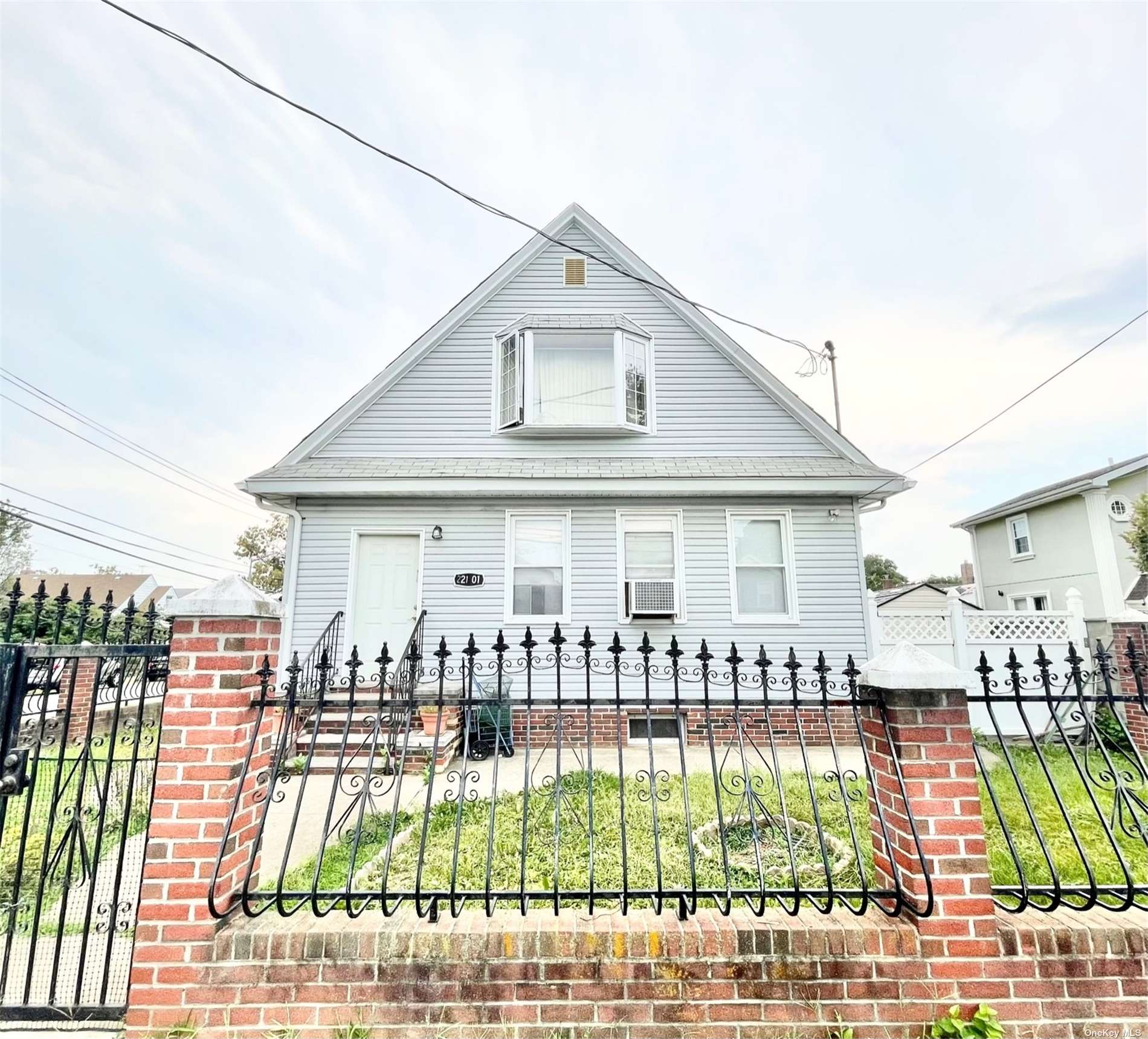 #1 photo, 221-01 91st Road, 皇后区 Queens Village , NY 11428