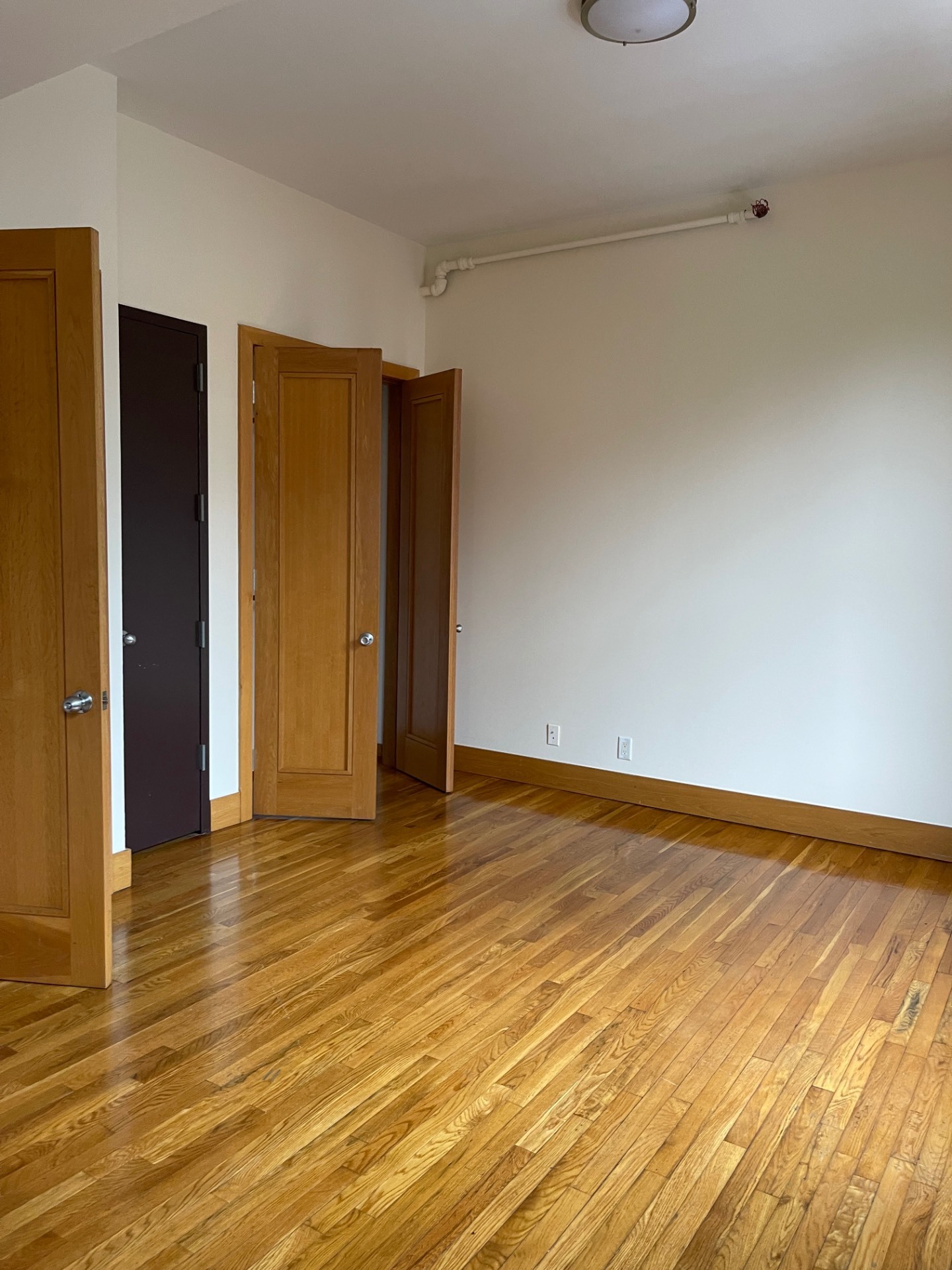 #3 photo, 477  St Marks, #202, 史丹頓島 Staten Island , NY 10301